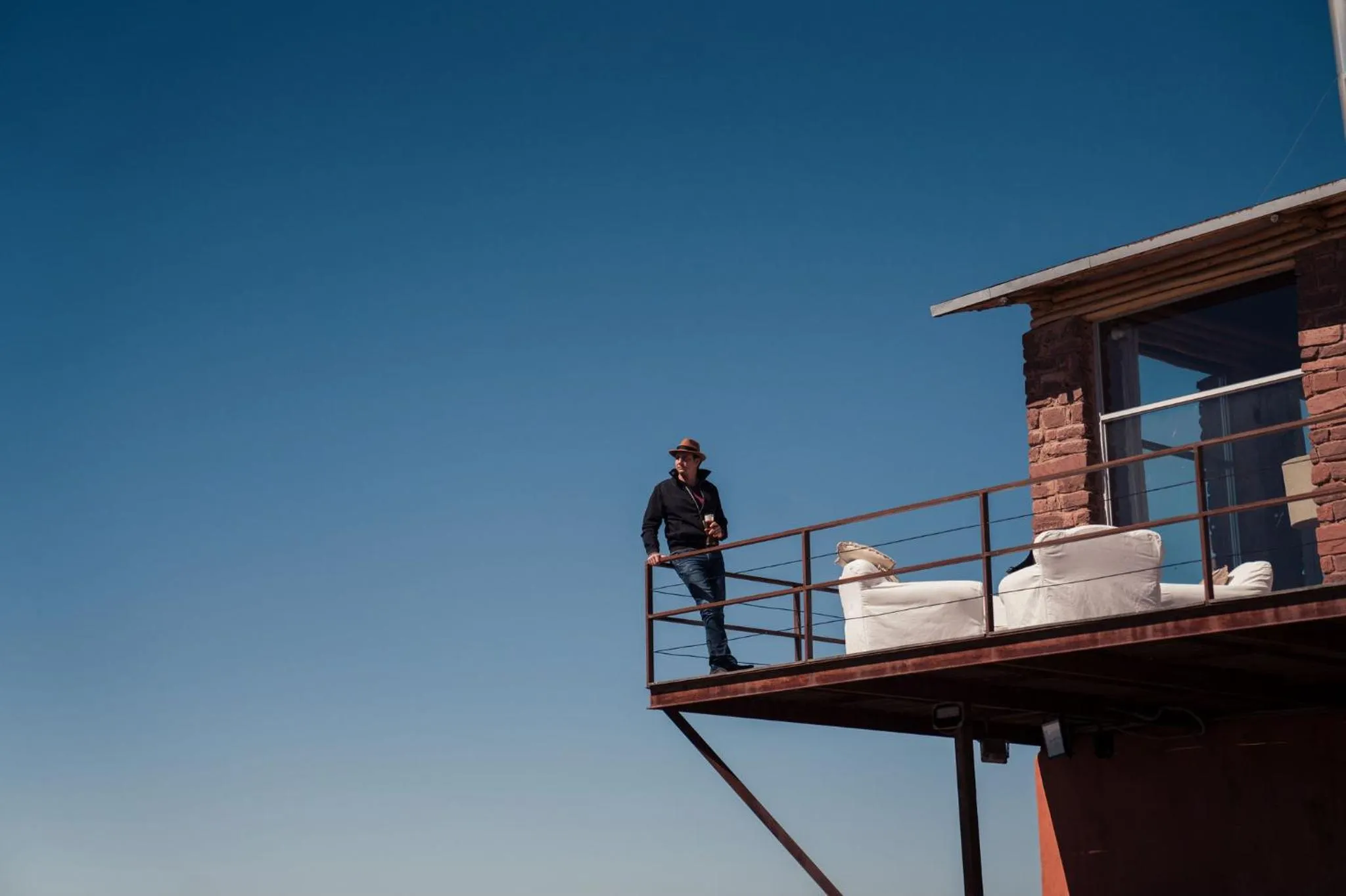 Property building in Titilaka by Andean