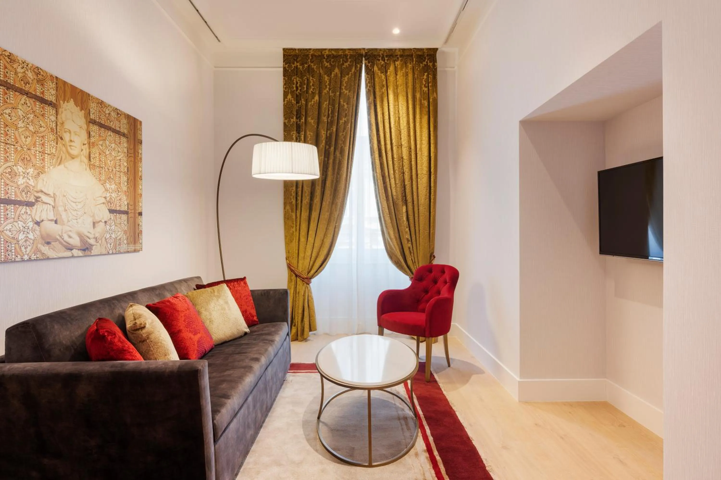 TV and multimedia in Áurea Ana Palace by Eurostars Hotel Company