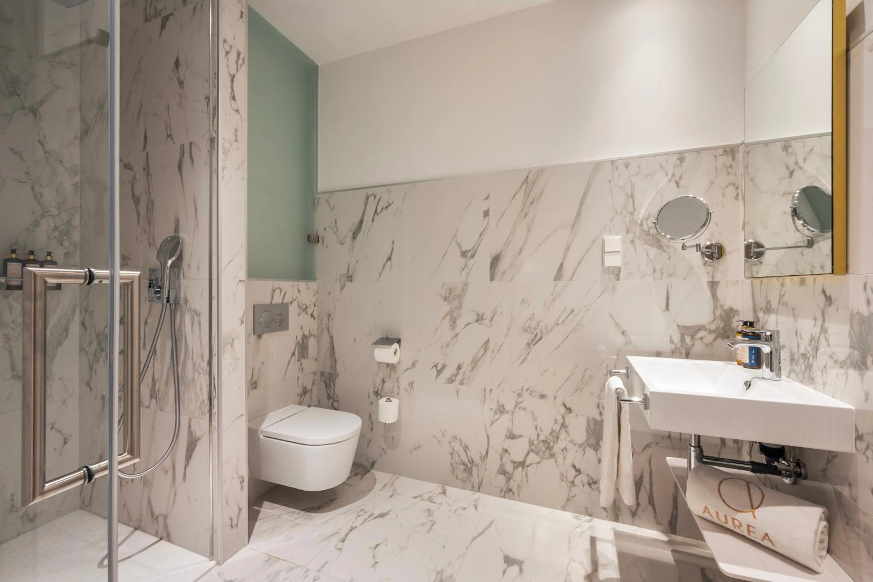 Shower in Áurea Ana Palace by Eurostars Hotel Company