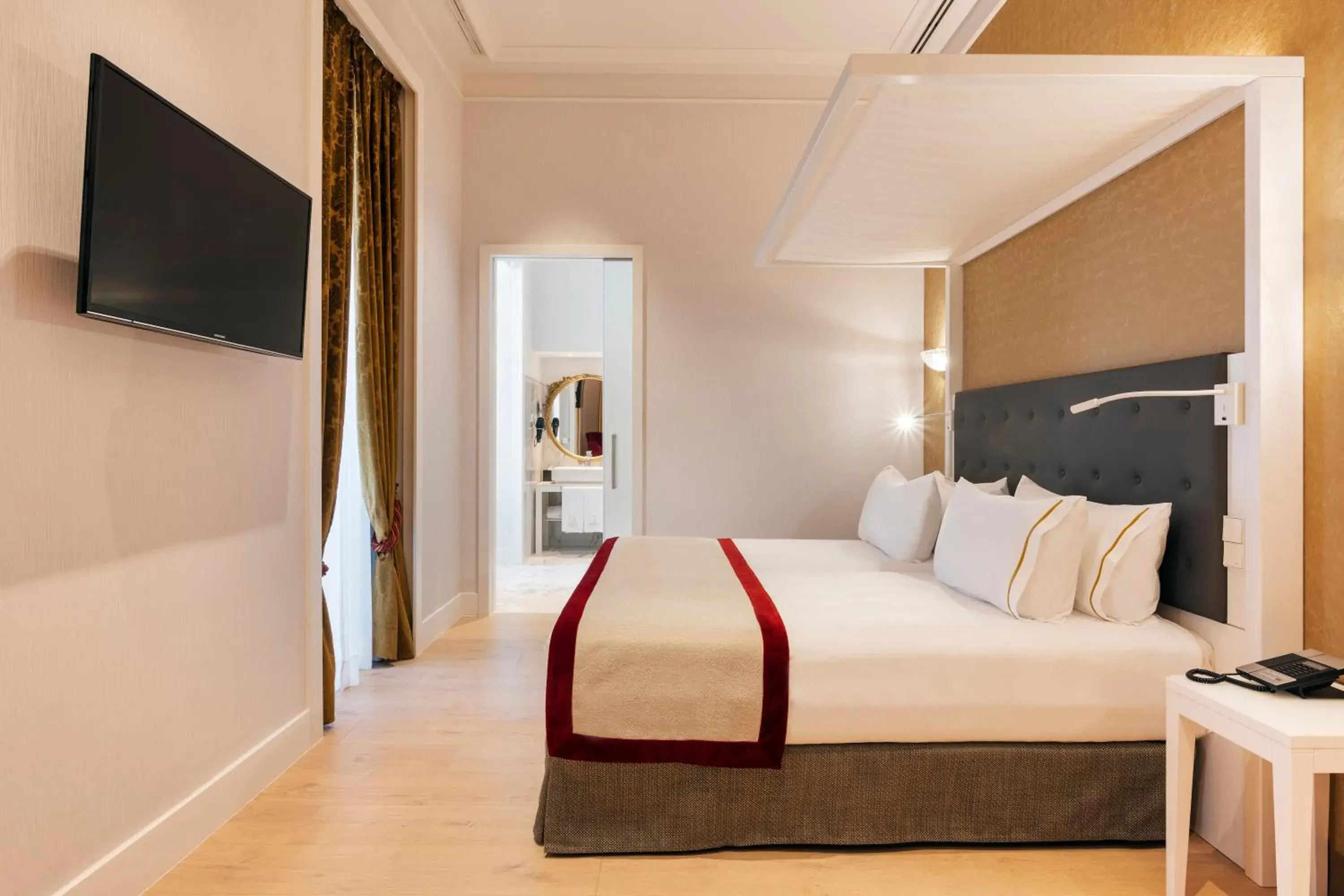 Bed in Áurea Ana Palace by Eurostars Hotel Company Bed in Áurea Ana Palace by Eurostars Hotel Company