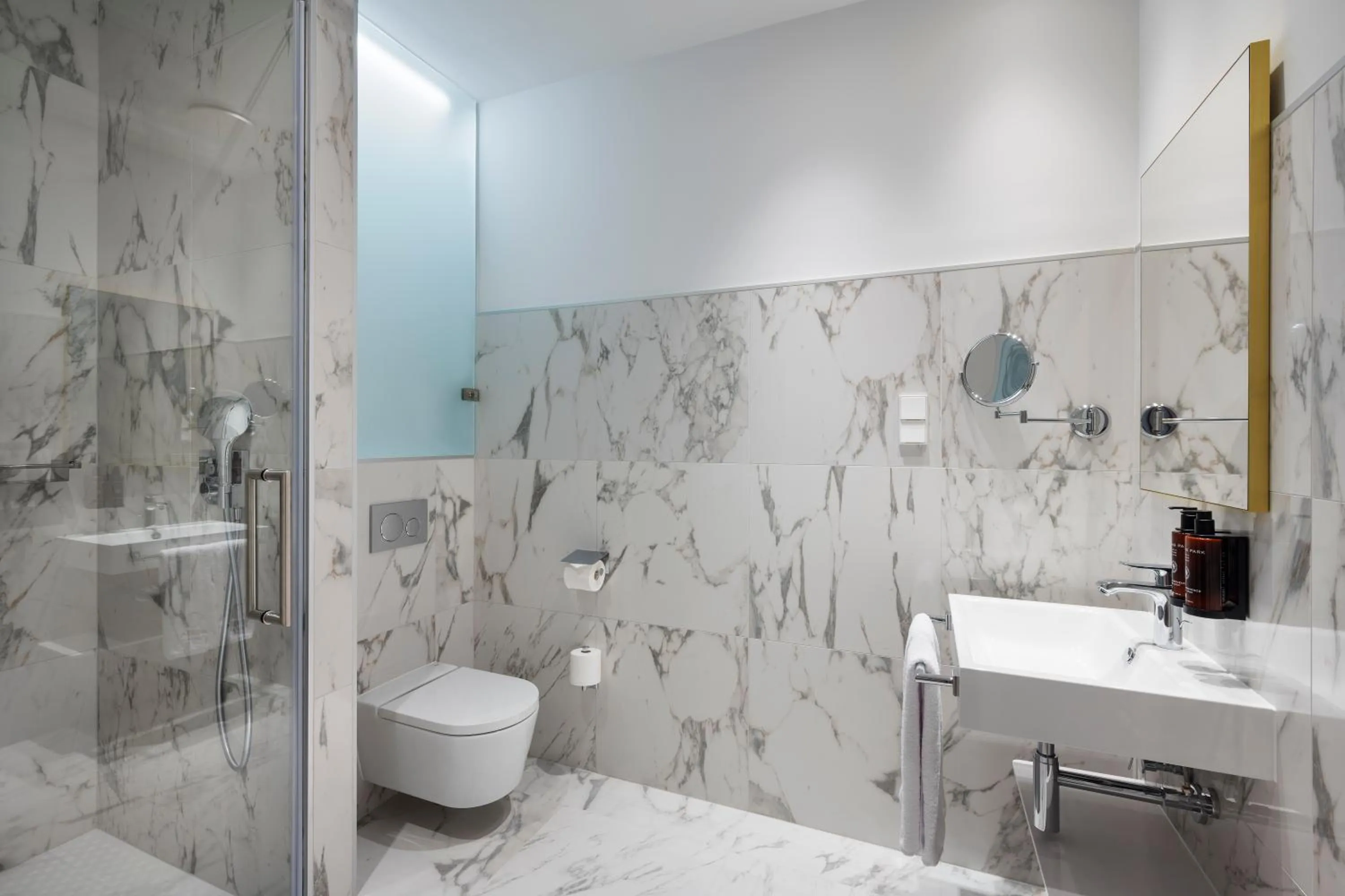 Shower in Áurea Ana Palace by Eurostars Hotel Company