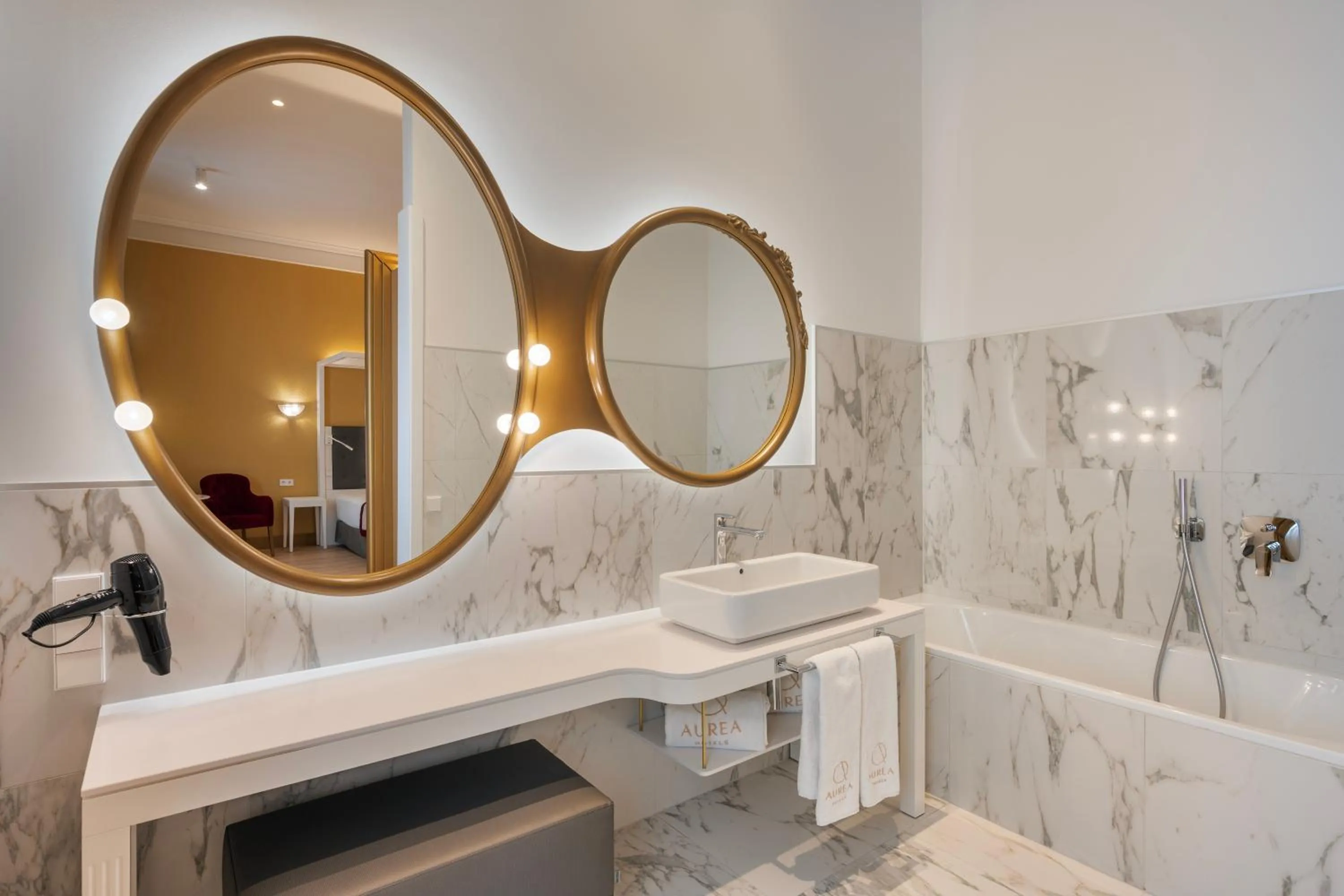 Bathroom in Áurea Ana Palace by Eurostars Hotel Company