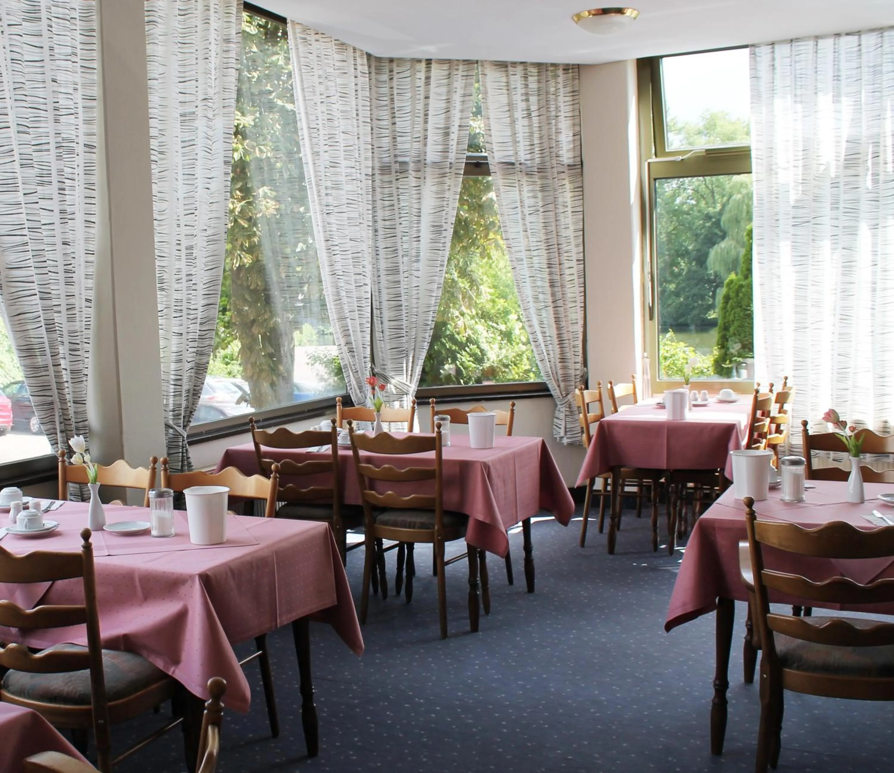 Restaurant/places to eat in Hotel Wakenitzblick