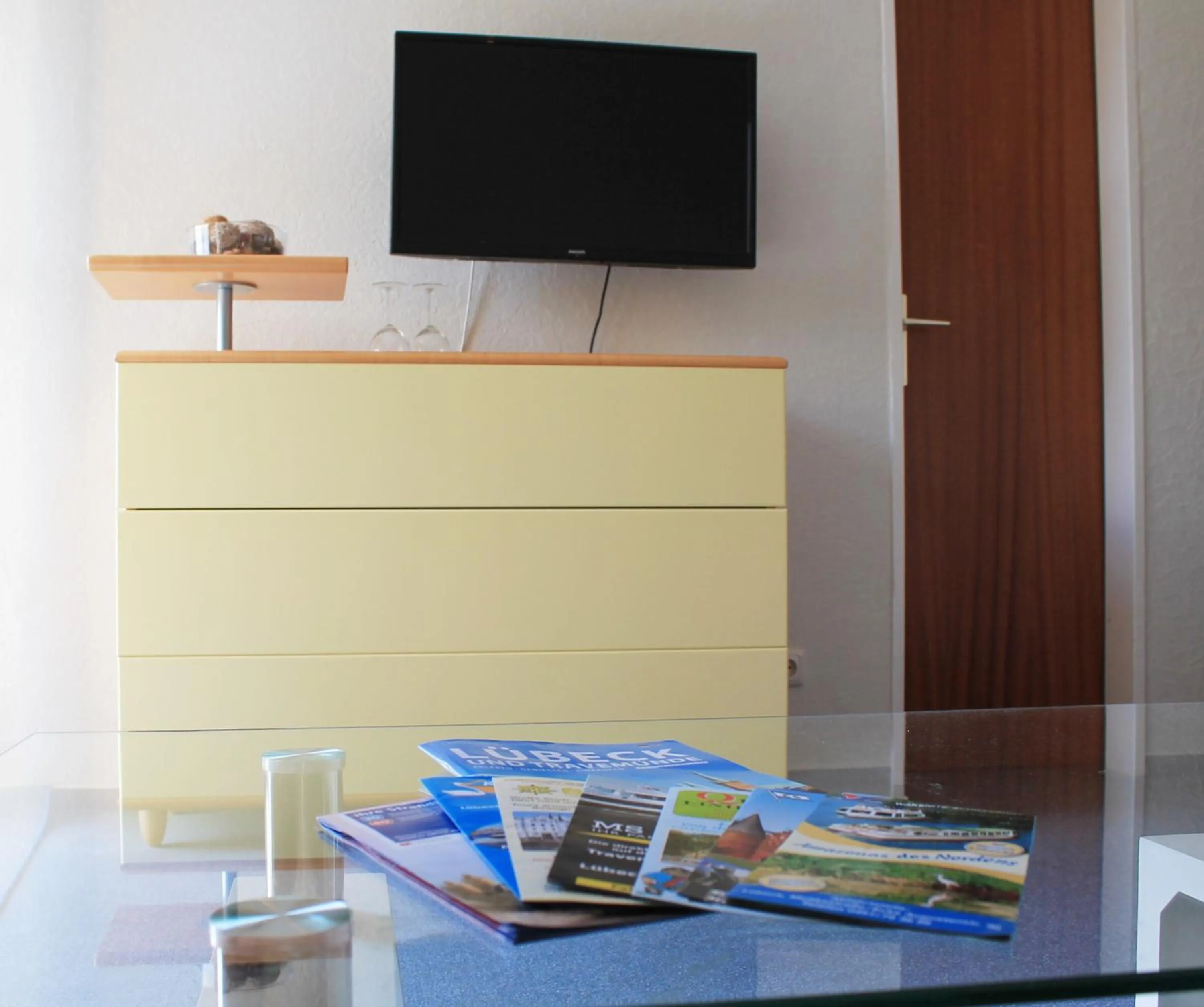 TV and multimedia in Hotel Wakenitzblick