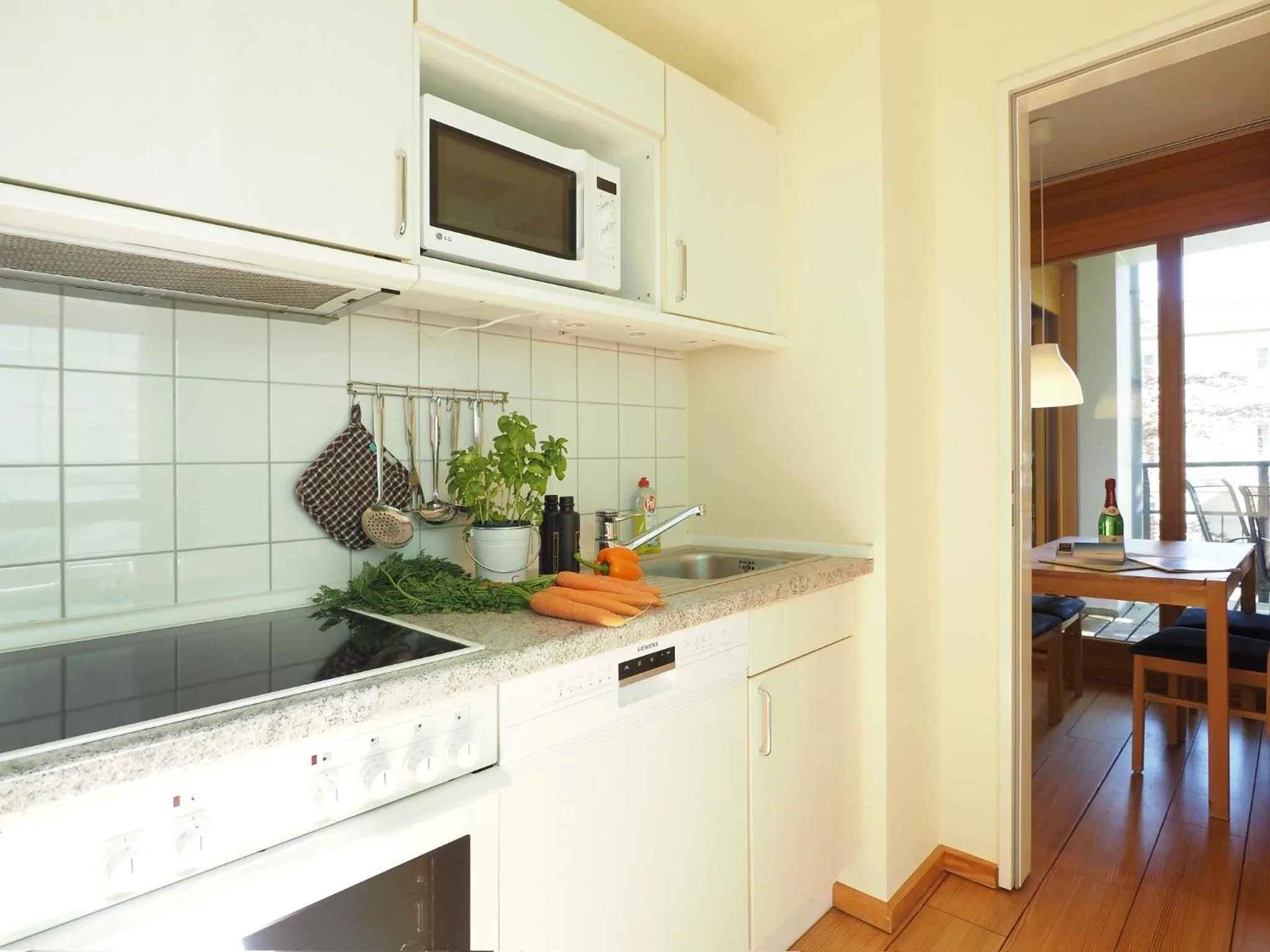 Kaiservillen Heringsdorf - Ferienwohnung mit 1 Schlafzimmer und Balkon D124