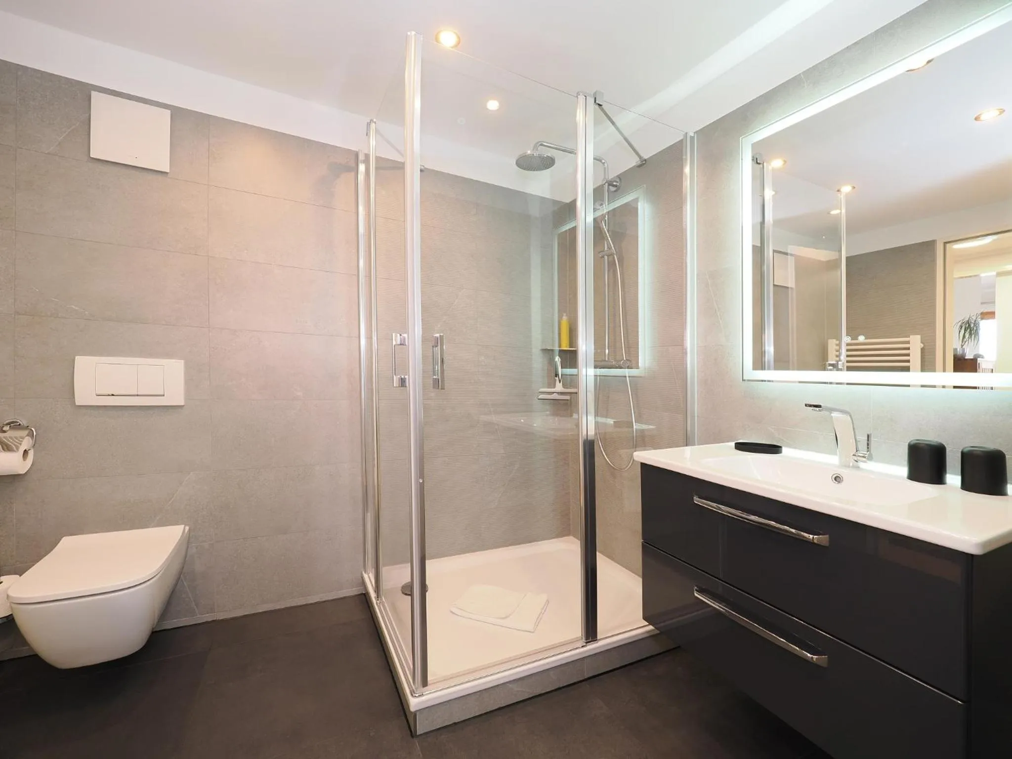 Bathroom in Kaiservillen Heringsdorf - Ferienwohnung mit 1 Schlafzimmer und Balkon D125