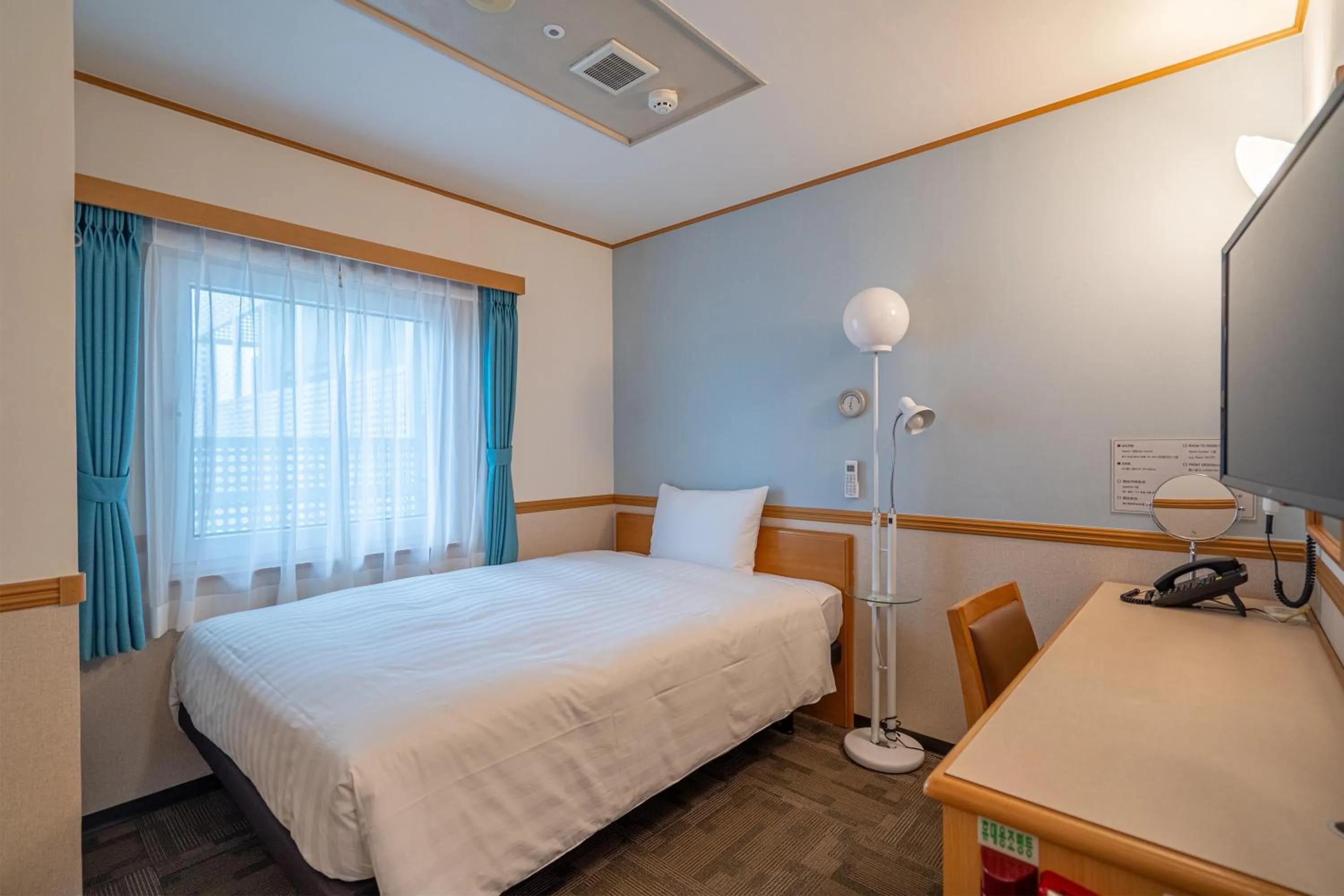 Bedroom, Bed in Toyoko Inn Seoul Dongdaemun I