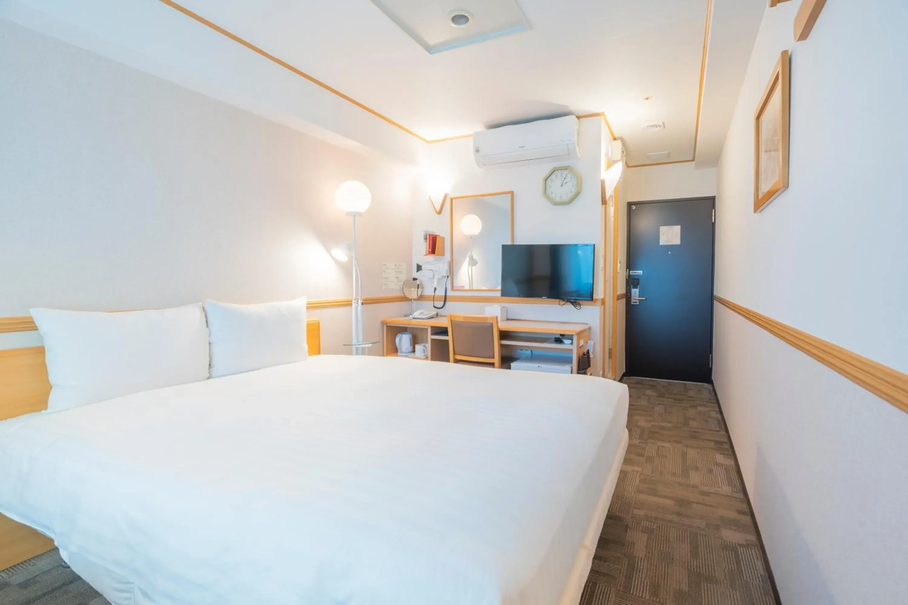 Bed in Toyoko Inn Busan Station No.1 Bed in Toyoko Inn Busan Station No.1