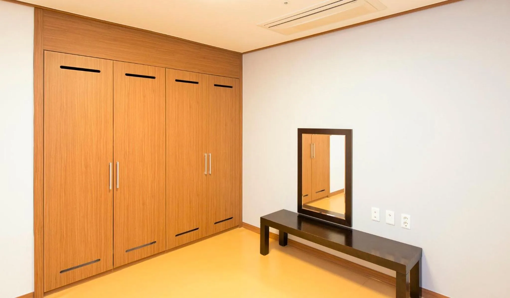 Photo of the whole room in Holiday Inn & Suites Alpensia Pyeongchang Suites by IHG