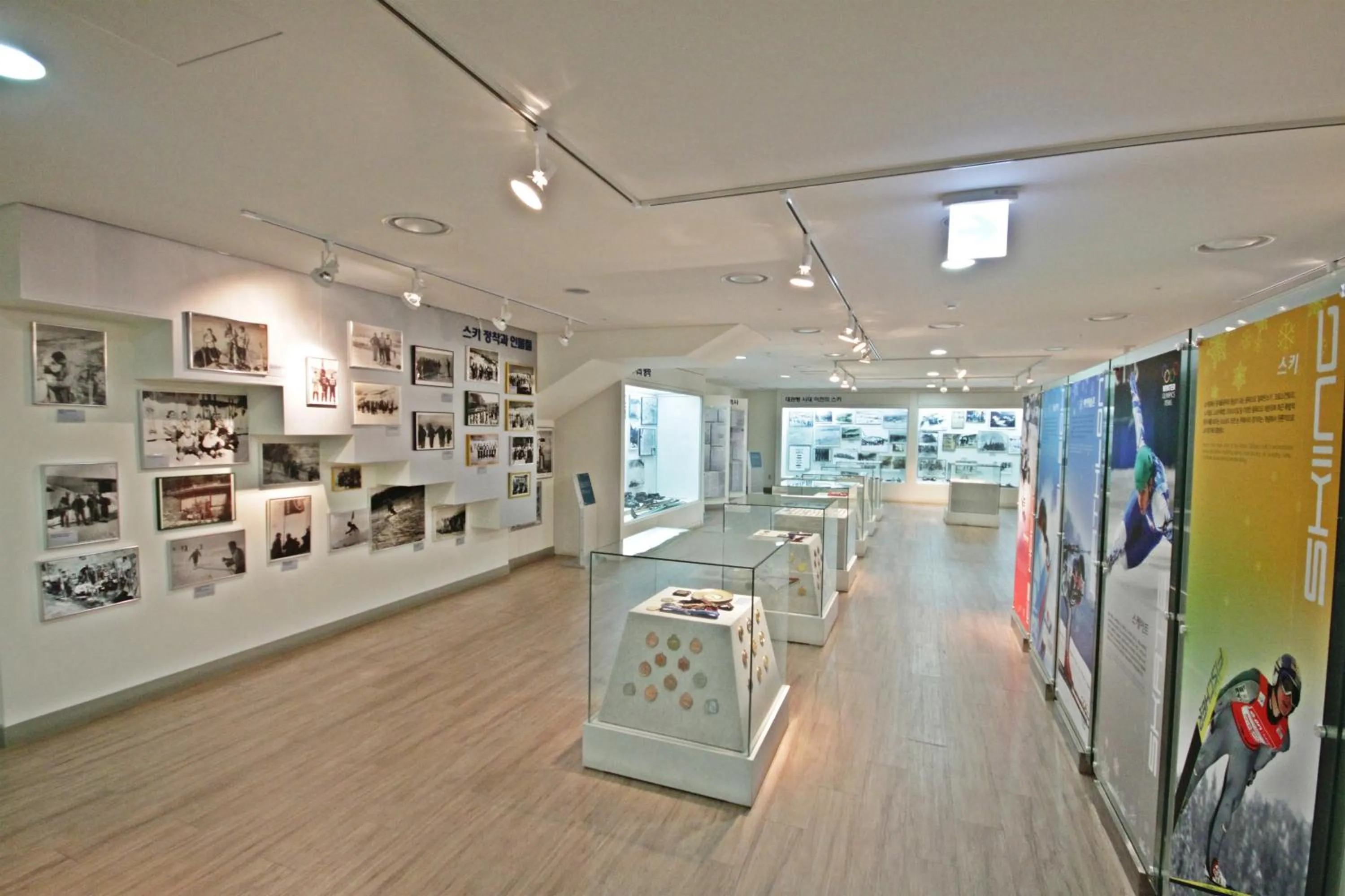 Fitness centre/facilities in Holiday Inn & Suites Alpensia Pyeongchang Suites by IHG