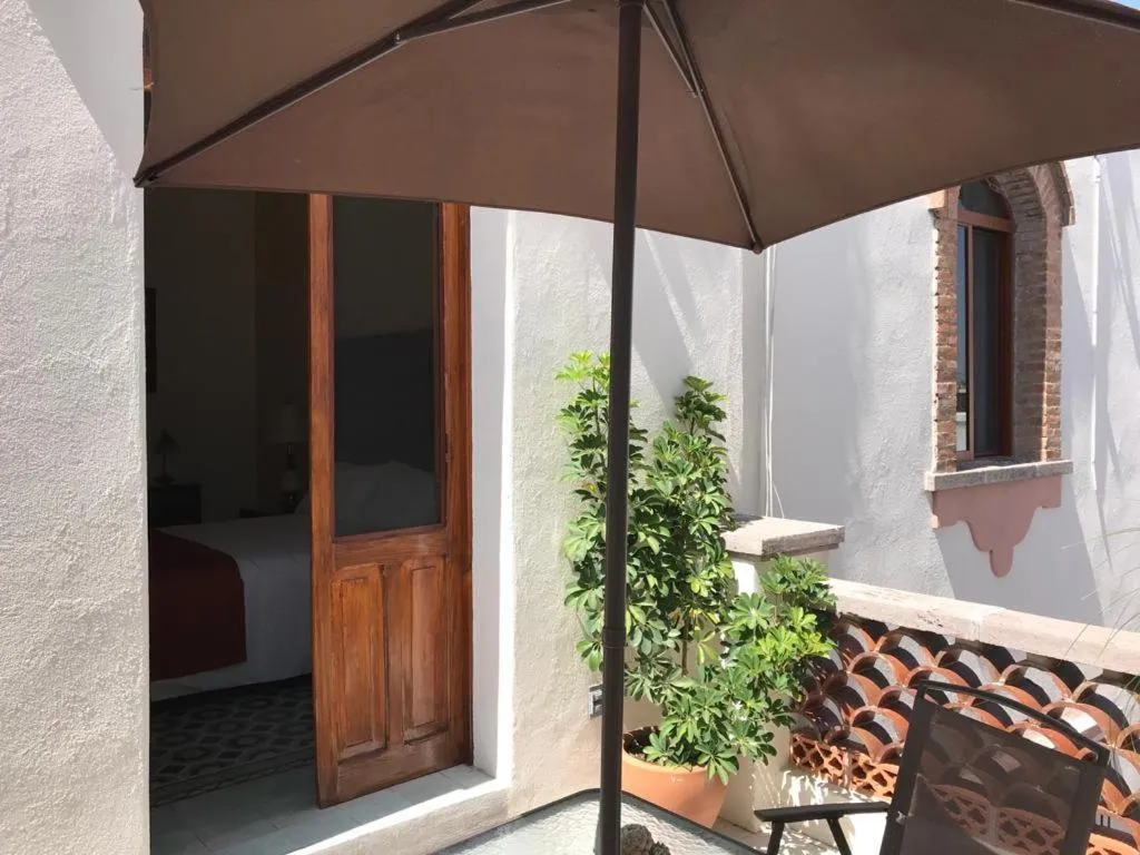 HOTEL CASA CONSTANZA