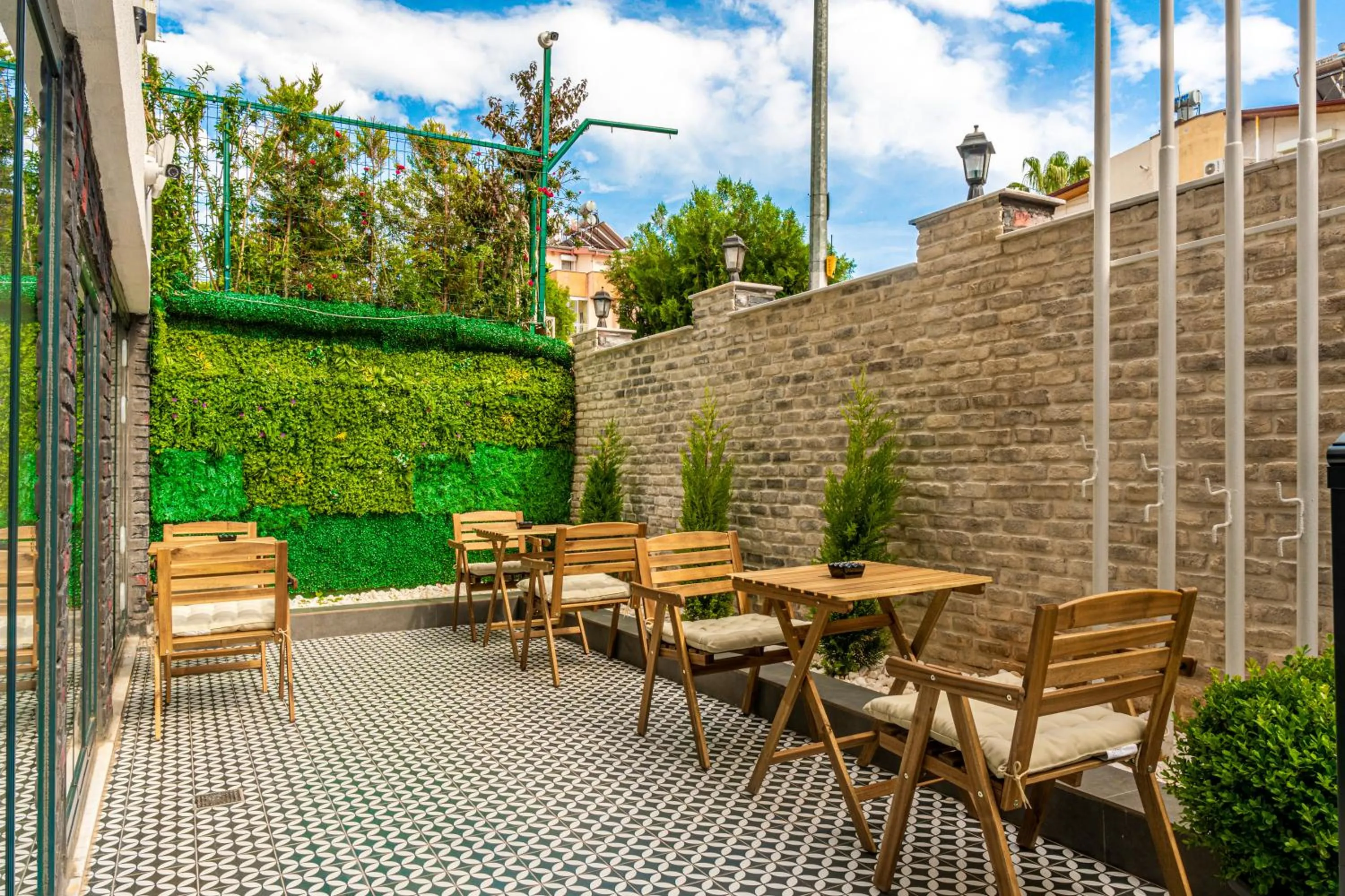 Seating area in Lorem Hotel