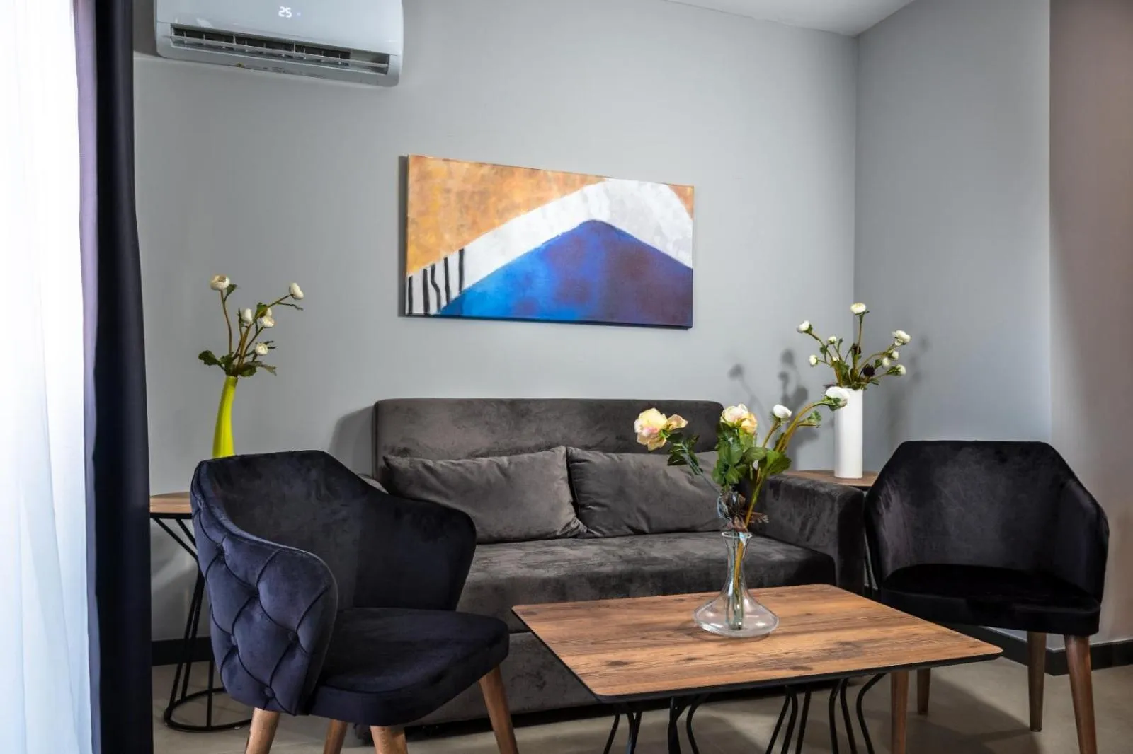 Living room in Lorem Hotel