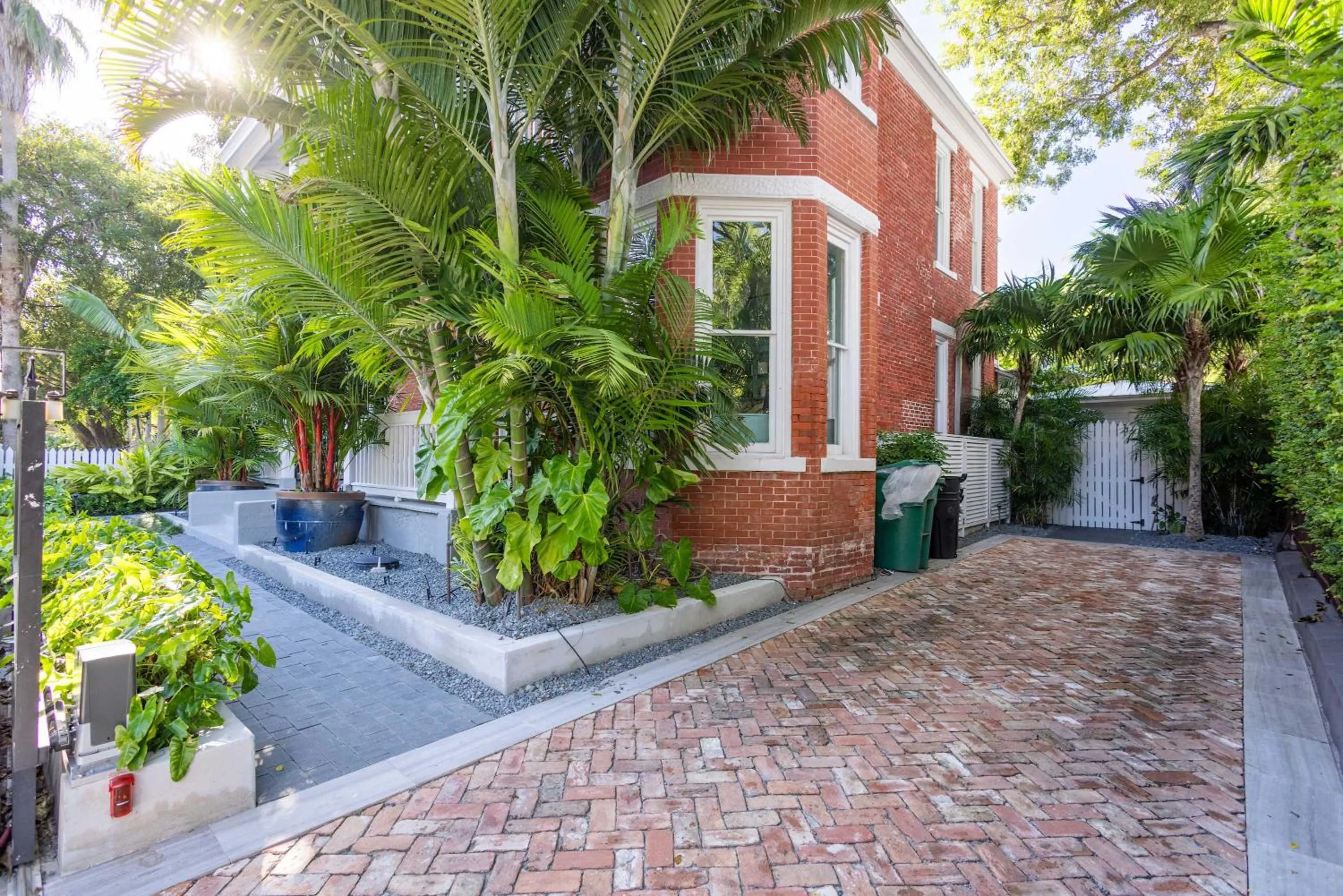 Carriage House at Grand Maloney