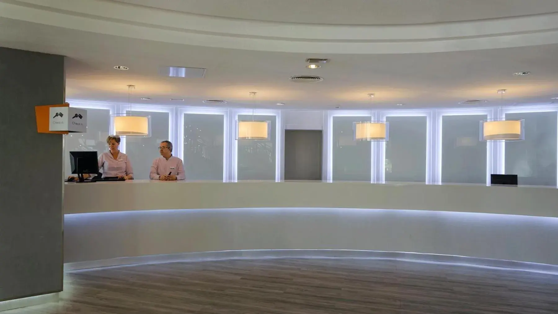 Lobby or reception in Servatur Waikiki Lobby or reception in Servatur Waikiki