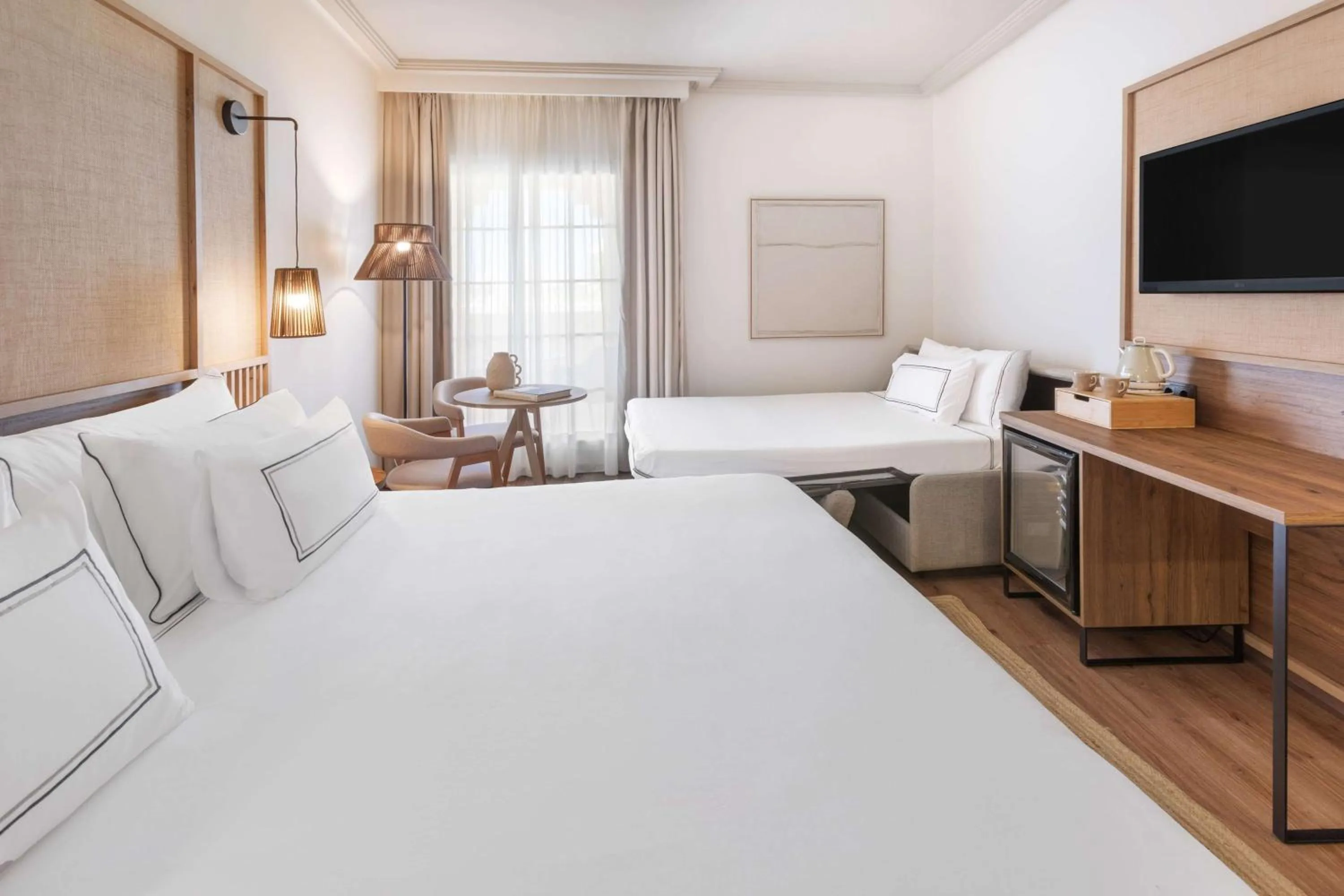 Bedroom, Bed in Meliá Isla Canela