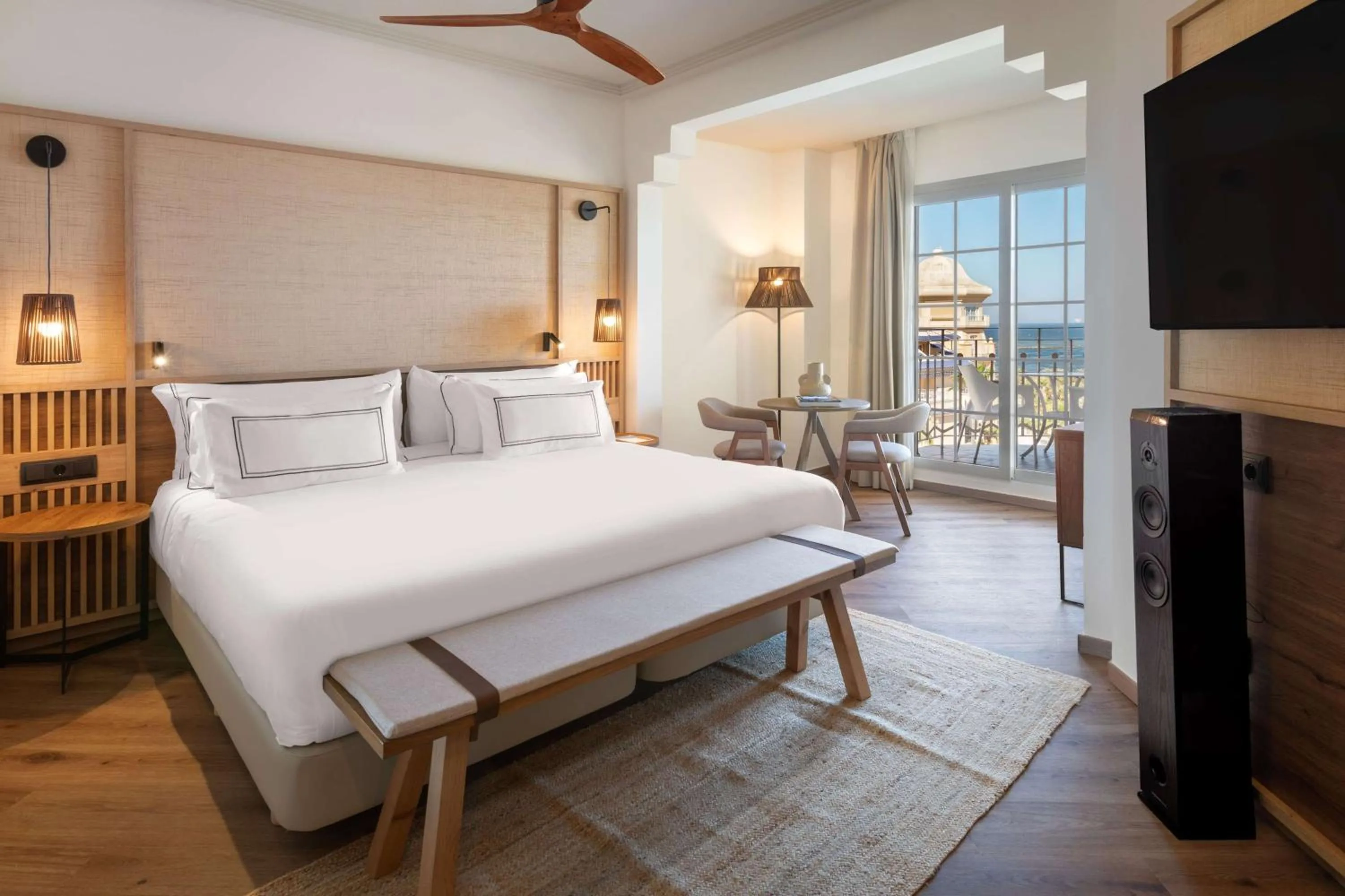 Bedroom, Bed in Meliá Isla Canela