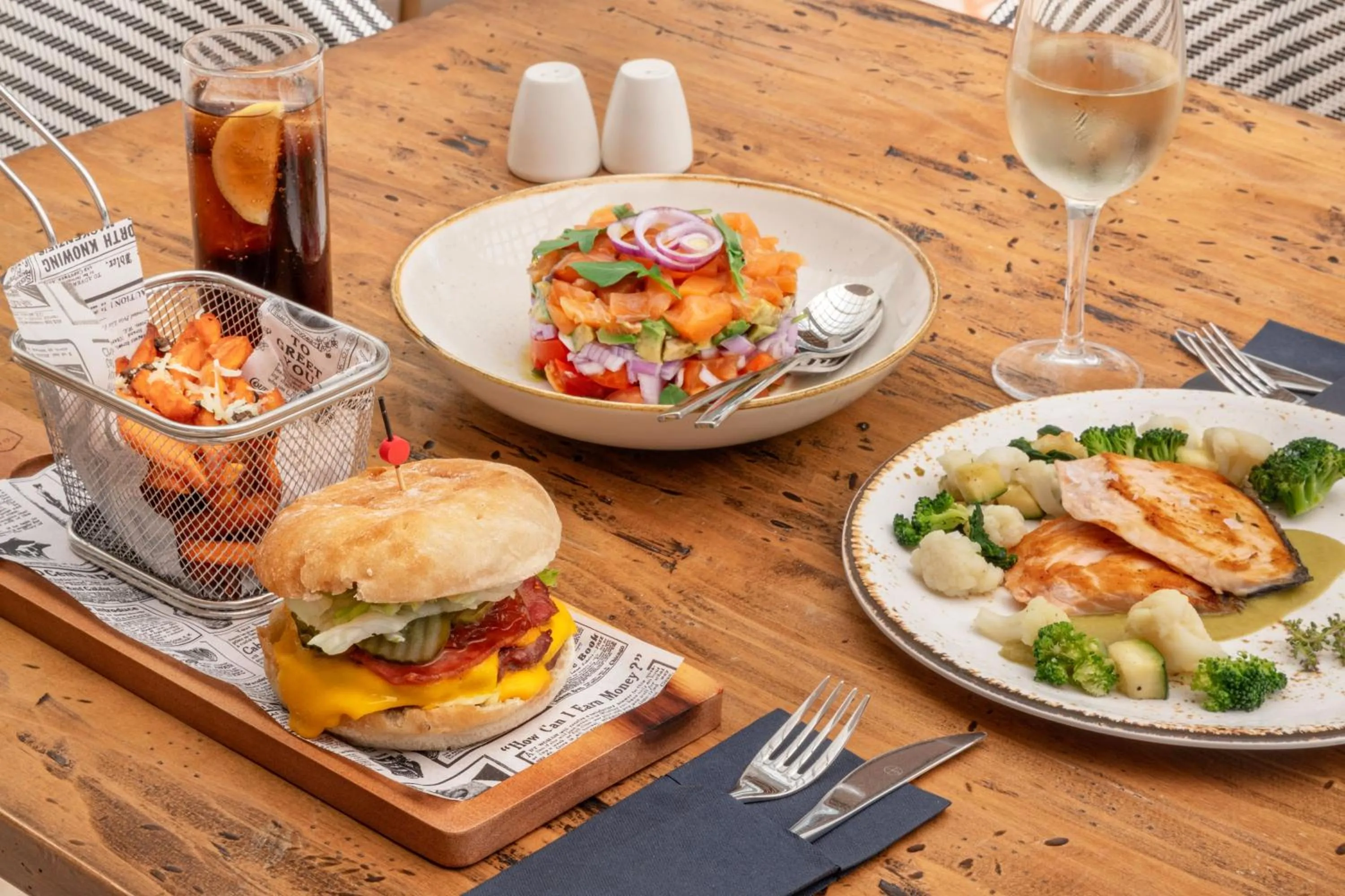 Food and drinks in Meliá Isla Canela