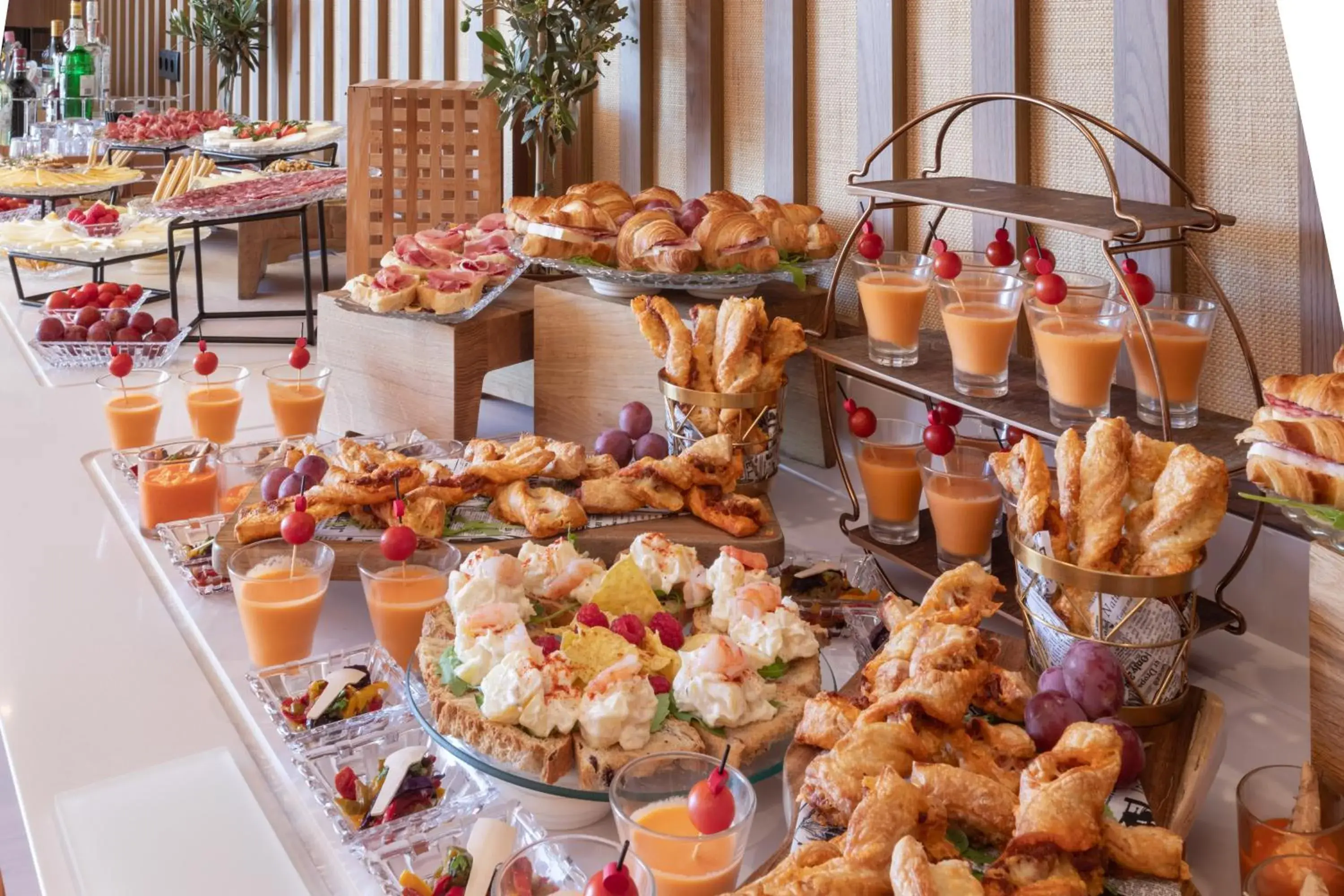 Food and drinks in Meliá Isla Canela Food and drinks in Meliá Isla Canela