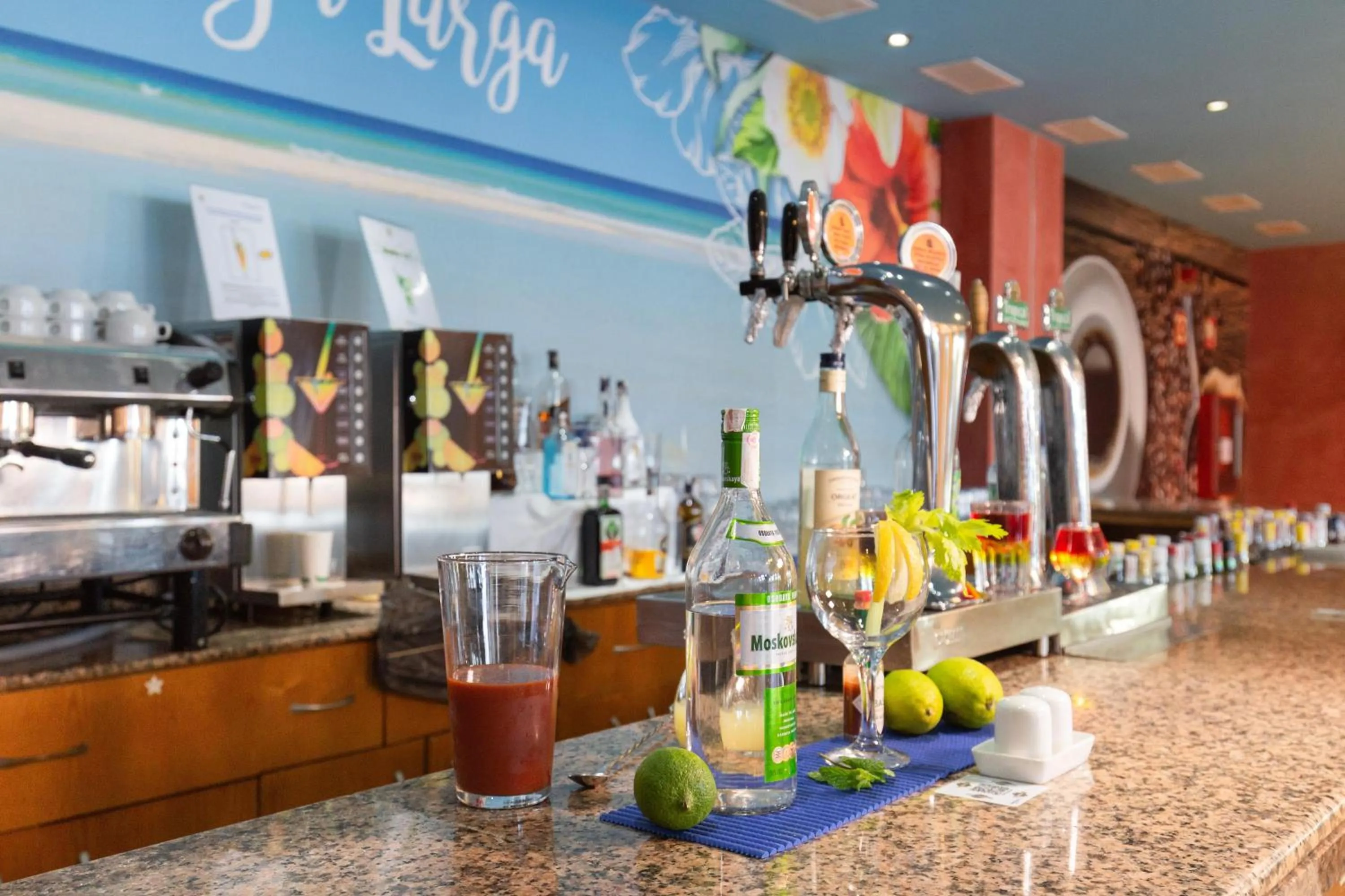 Lounge or bar in R2 Hotel Pajara Beach