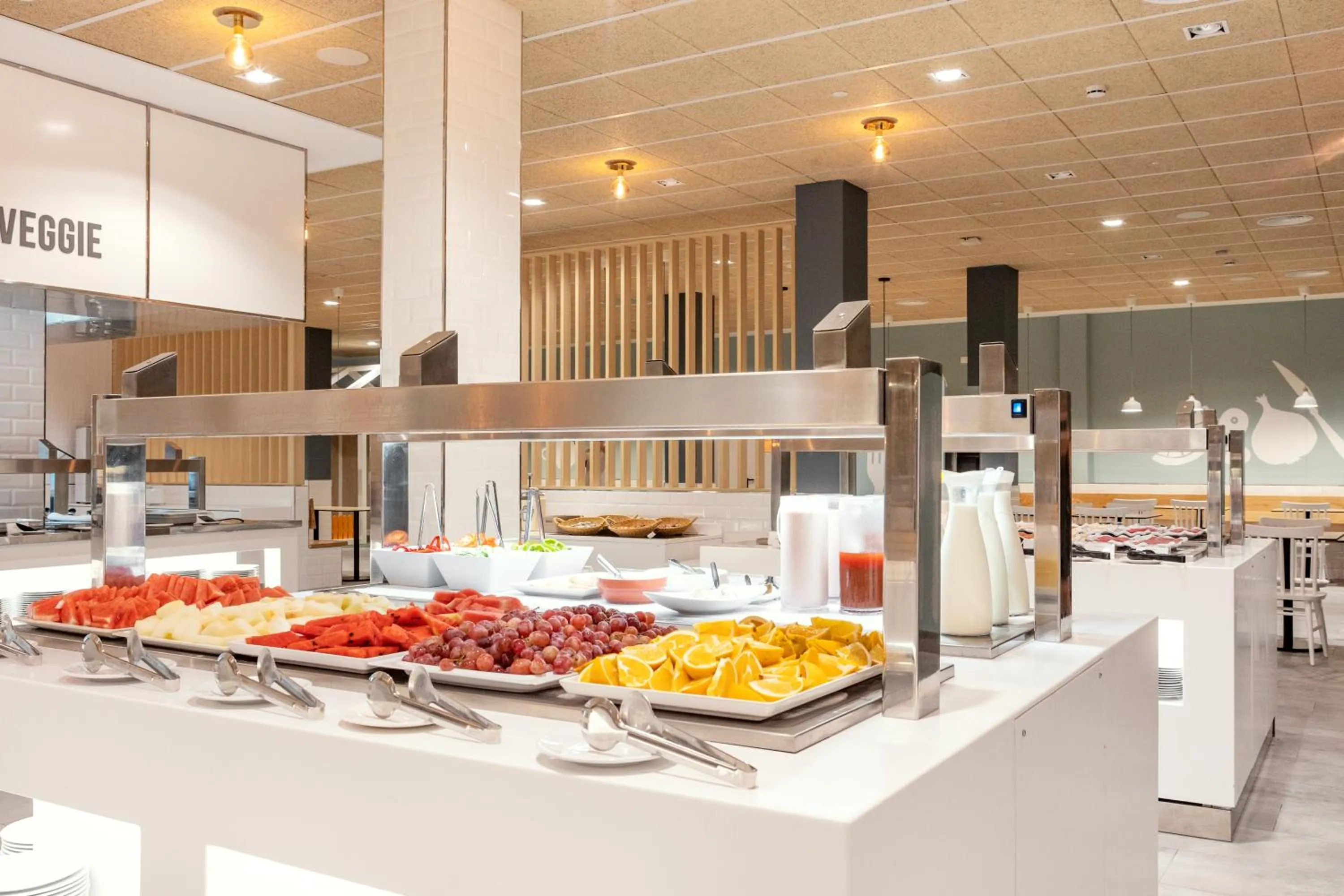 Restaurant/places to eat in Sunwing Fañabe Beach