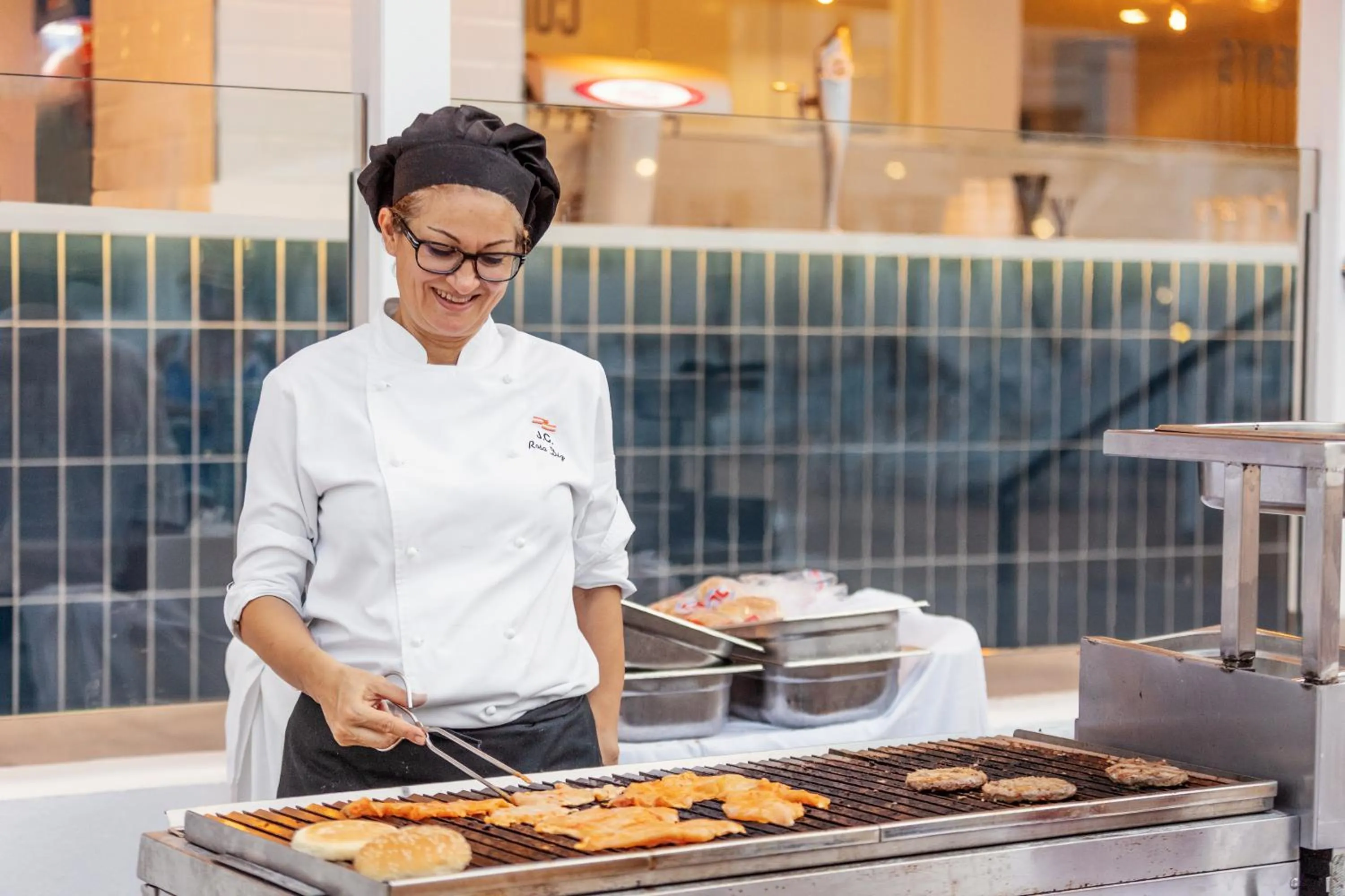 Restaurant/places to eat in Sunwing Fañabe Beach