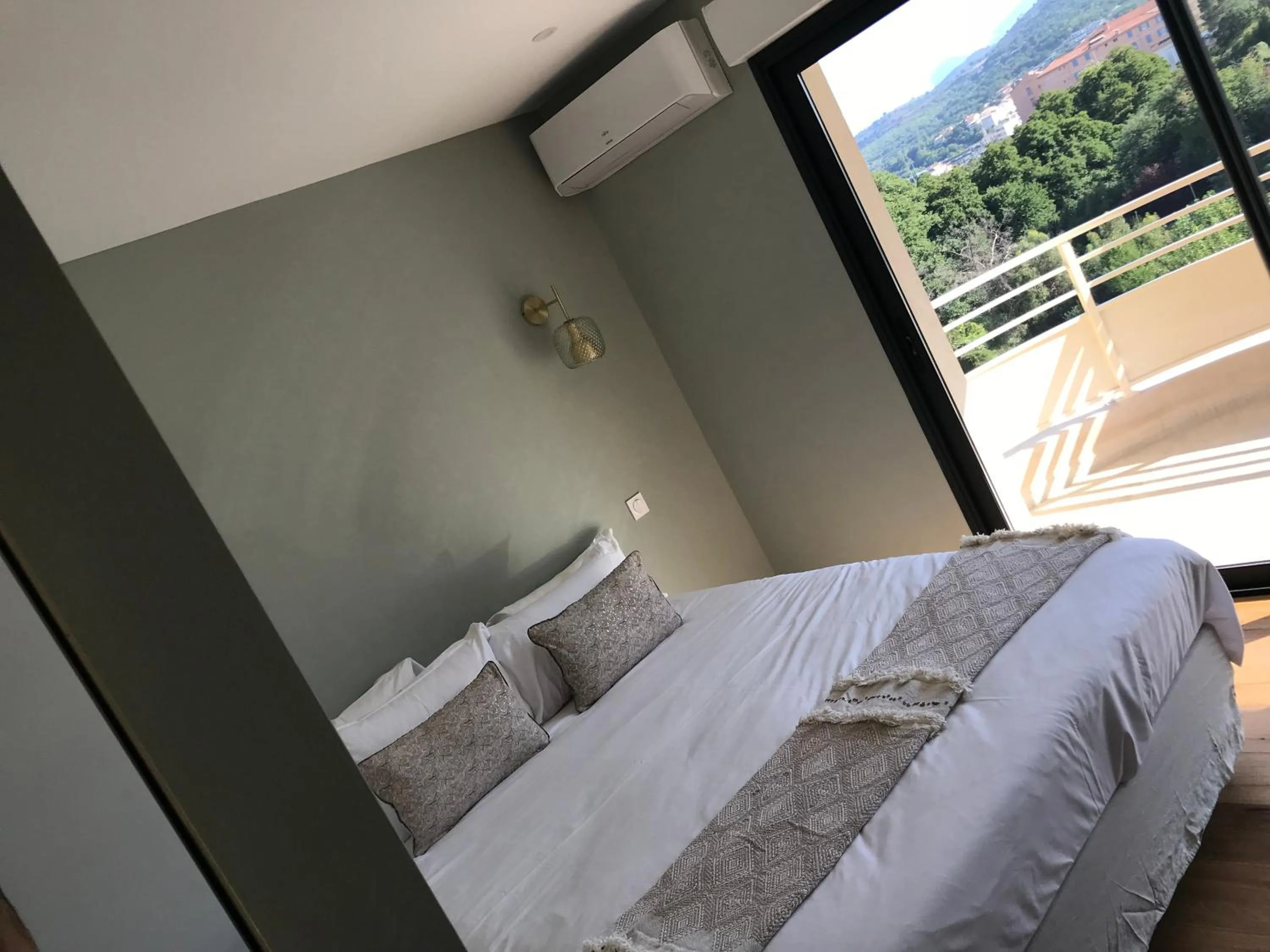 Bedroom, Bed in Appartements de Standing - Panate