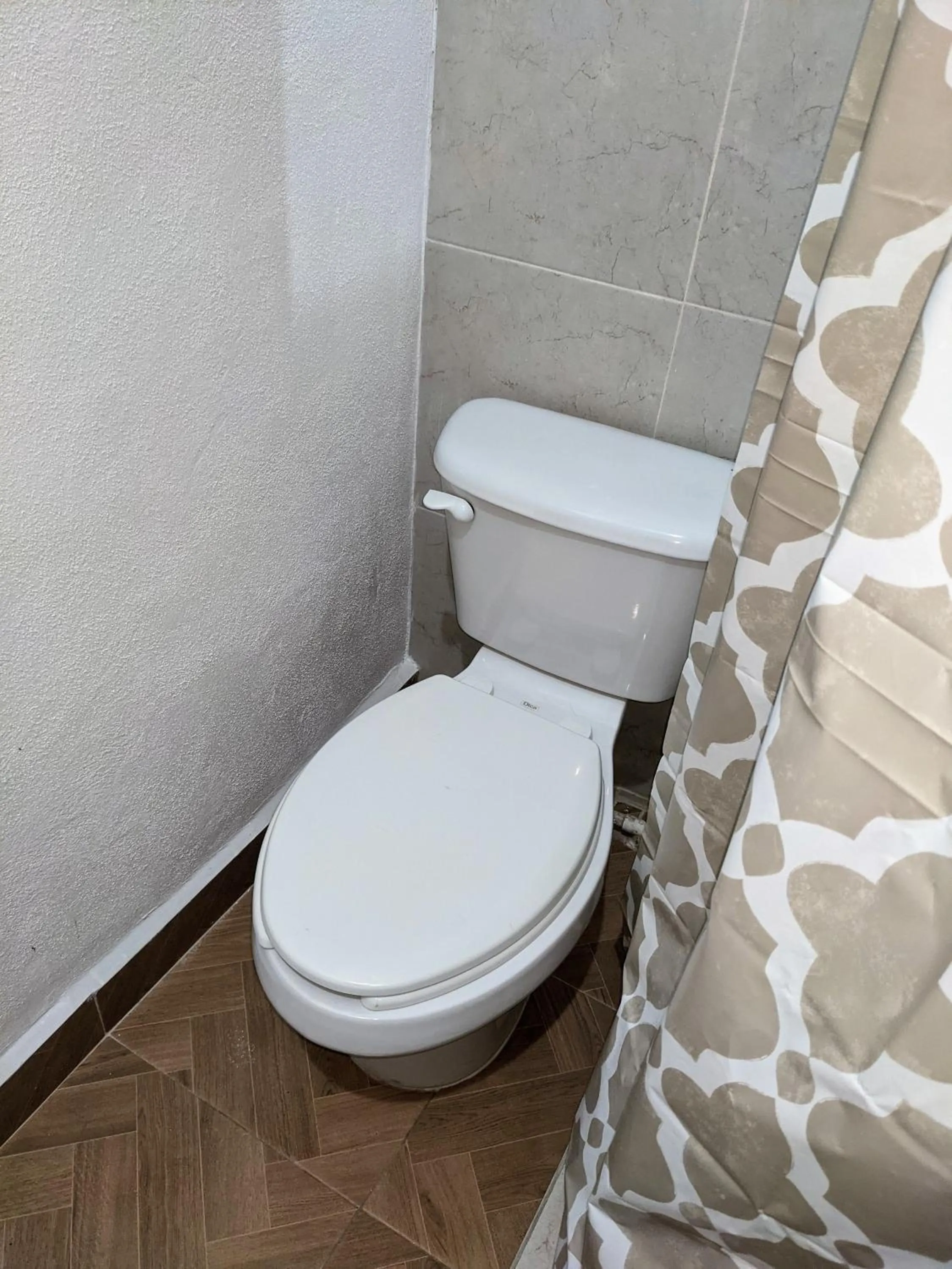 Bathroom in My Family In Monterrey - Hostel