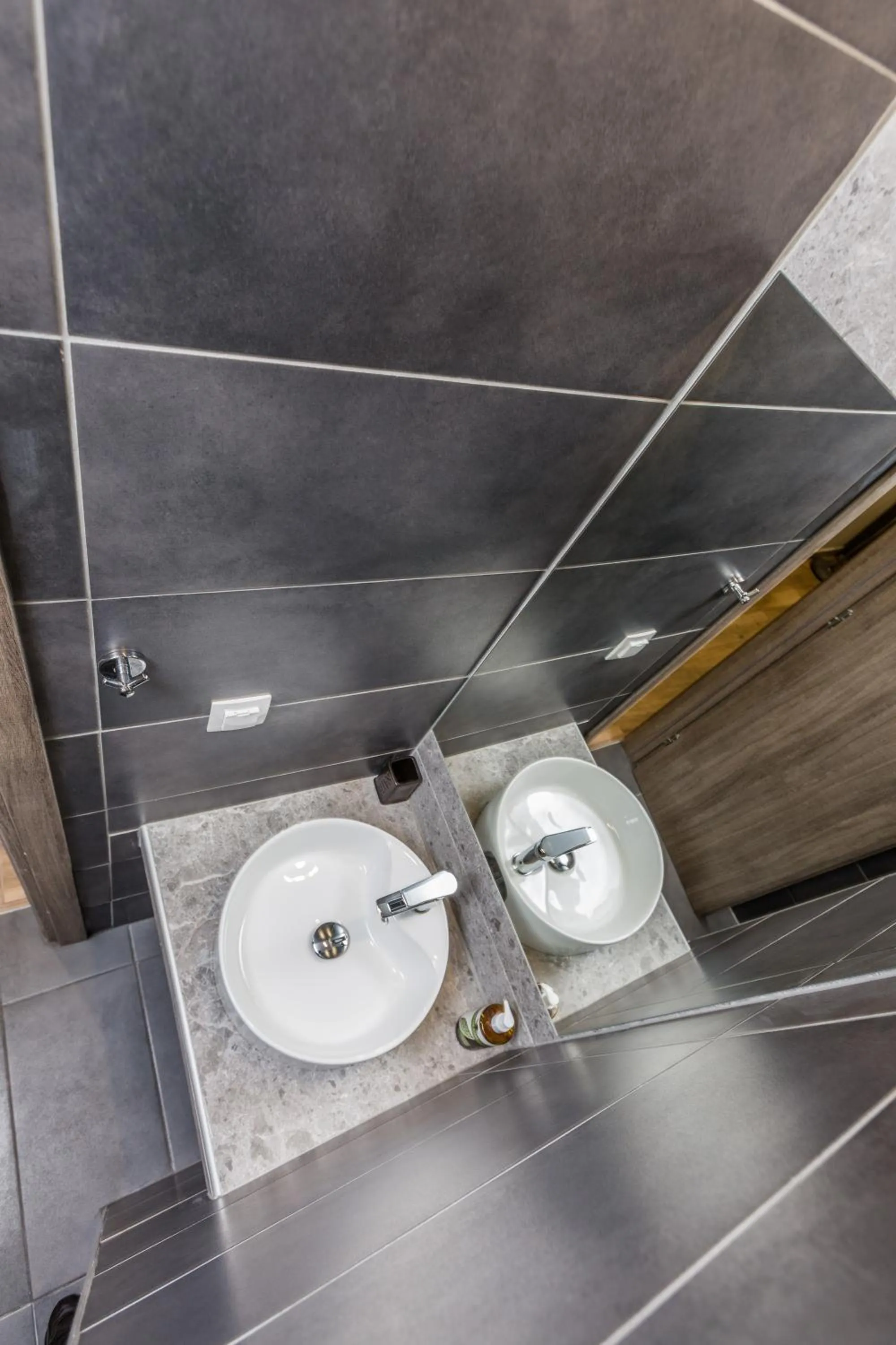 Bathroom in Raise Athens Metro Apartments