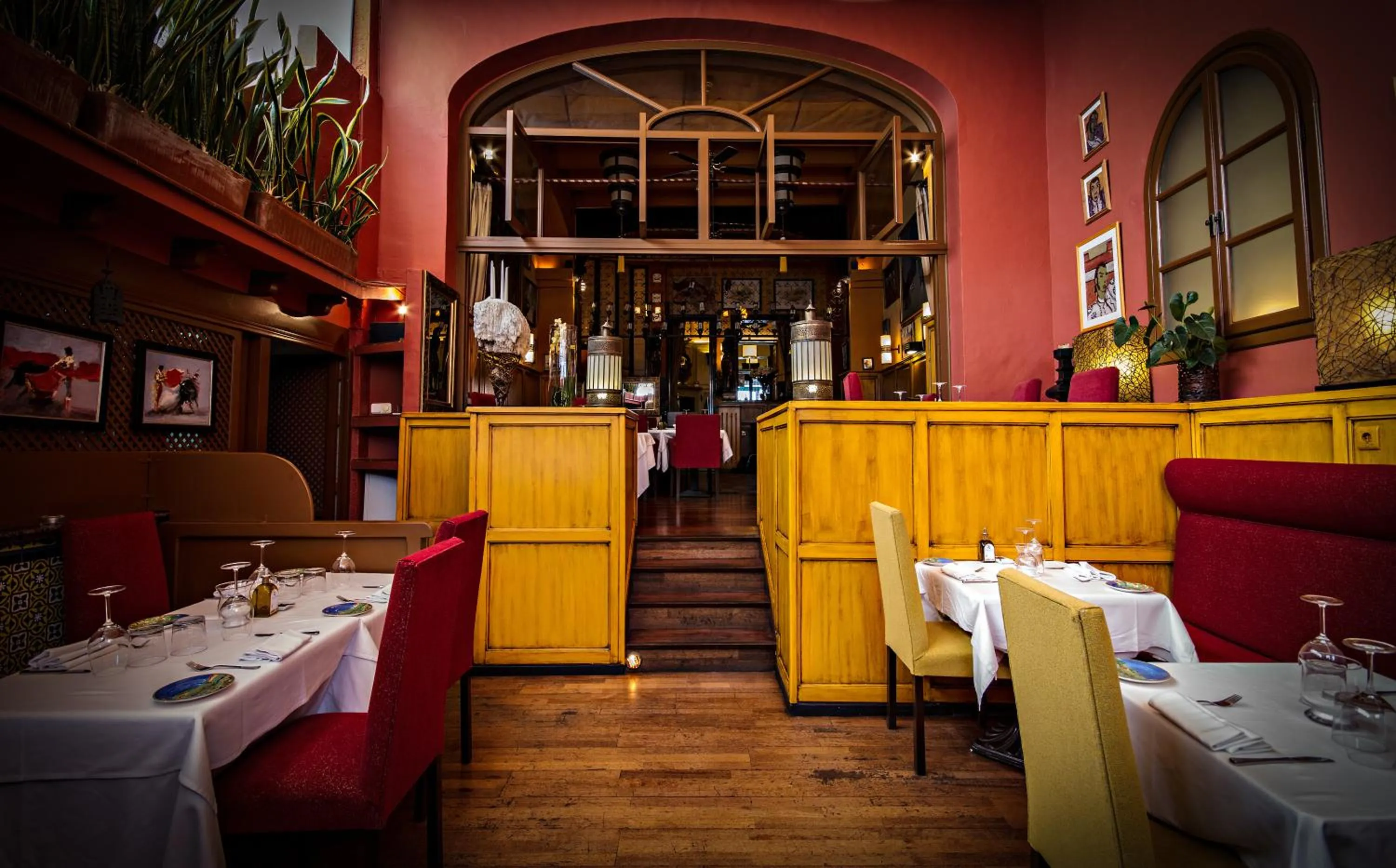 Restaurant/places to eat in Hotel Carabeo