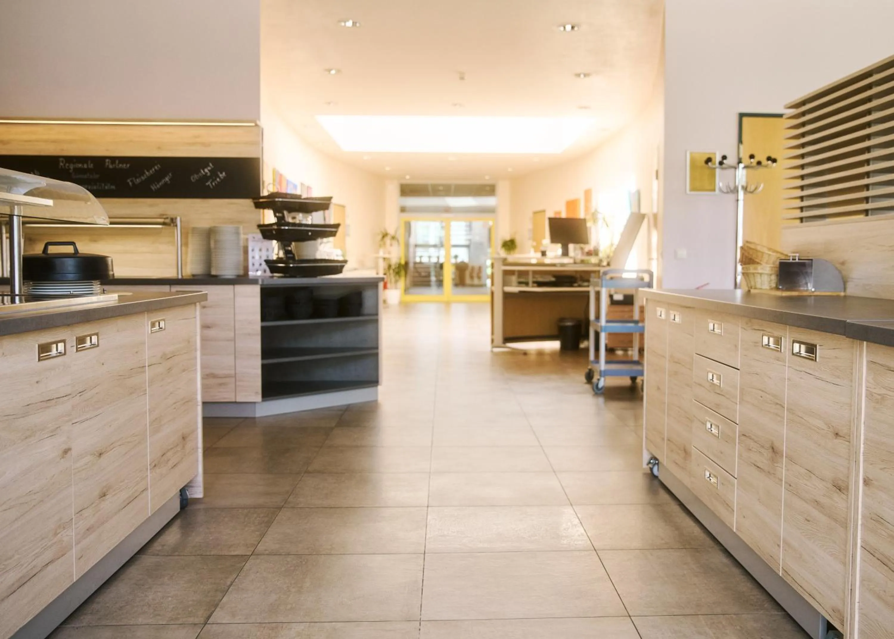 Restaurant/places to eat in Akademiehotel Jena