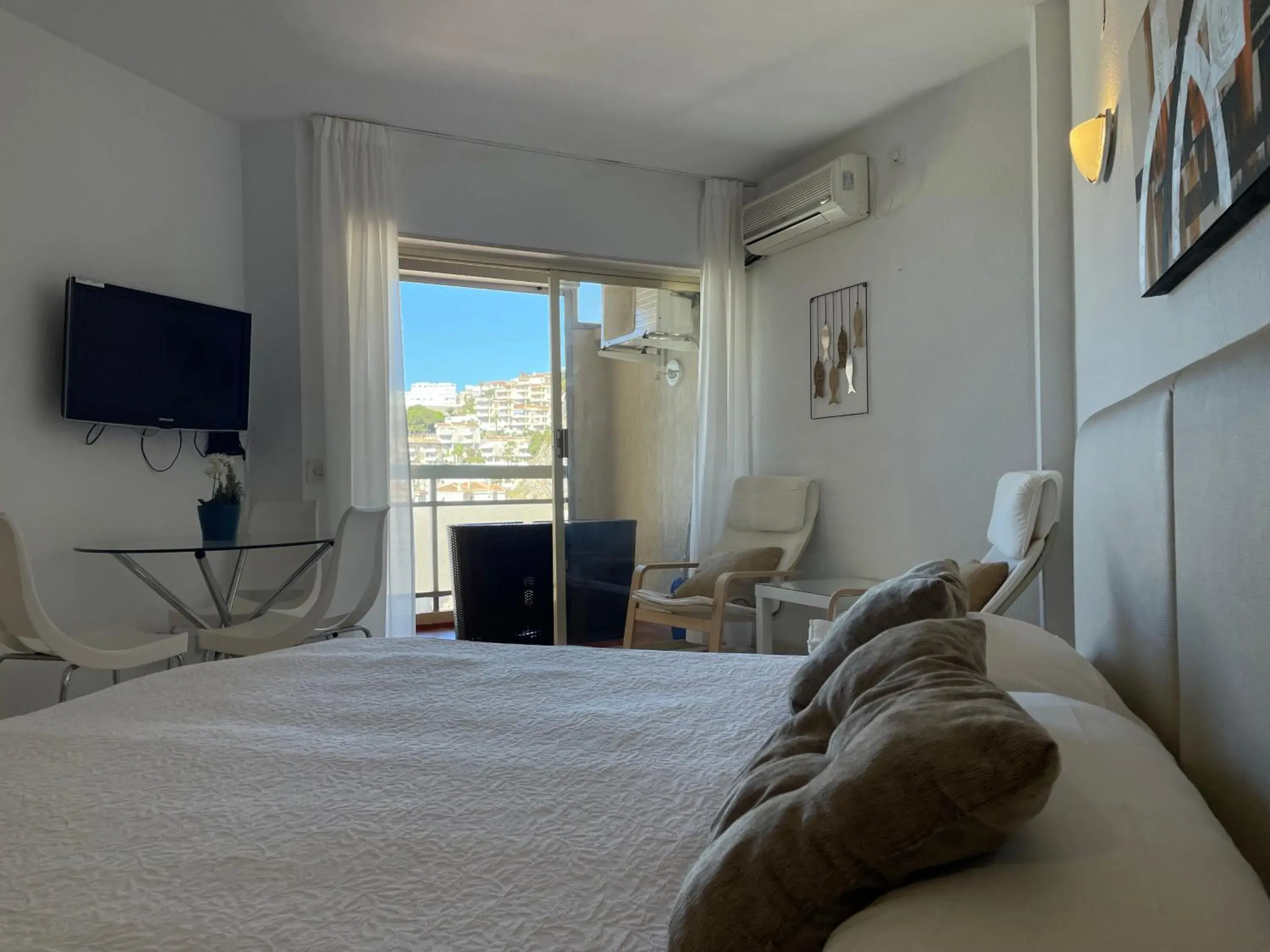 Bed in Apal Chinasol Estudios Bed in Apal Chinasol Estudios