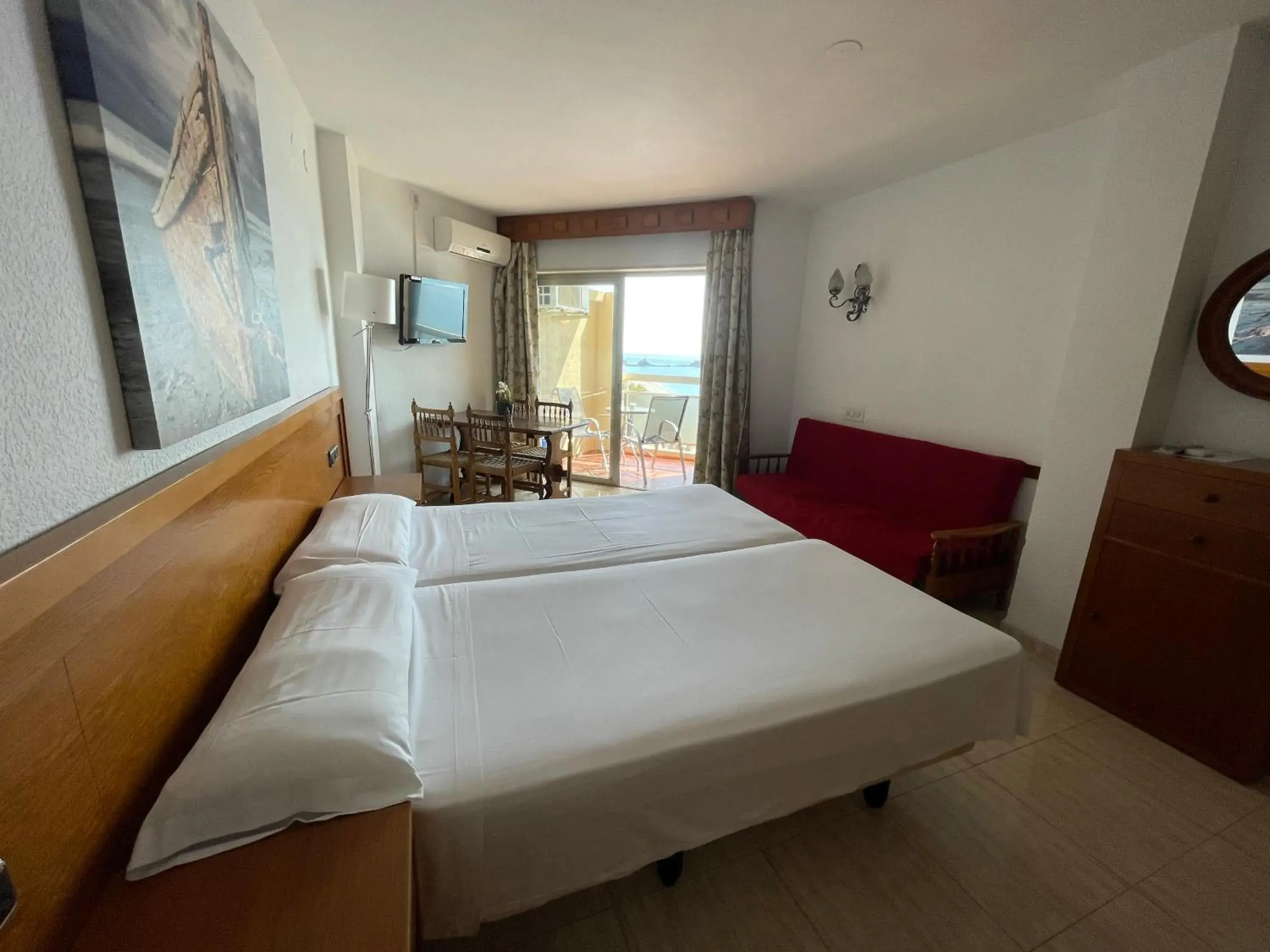 Bed in Apal Chinasol Estudios Bed in Apal Chinasol Estudios