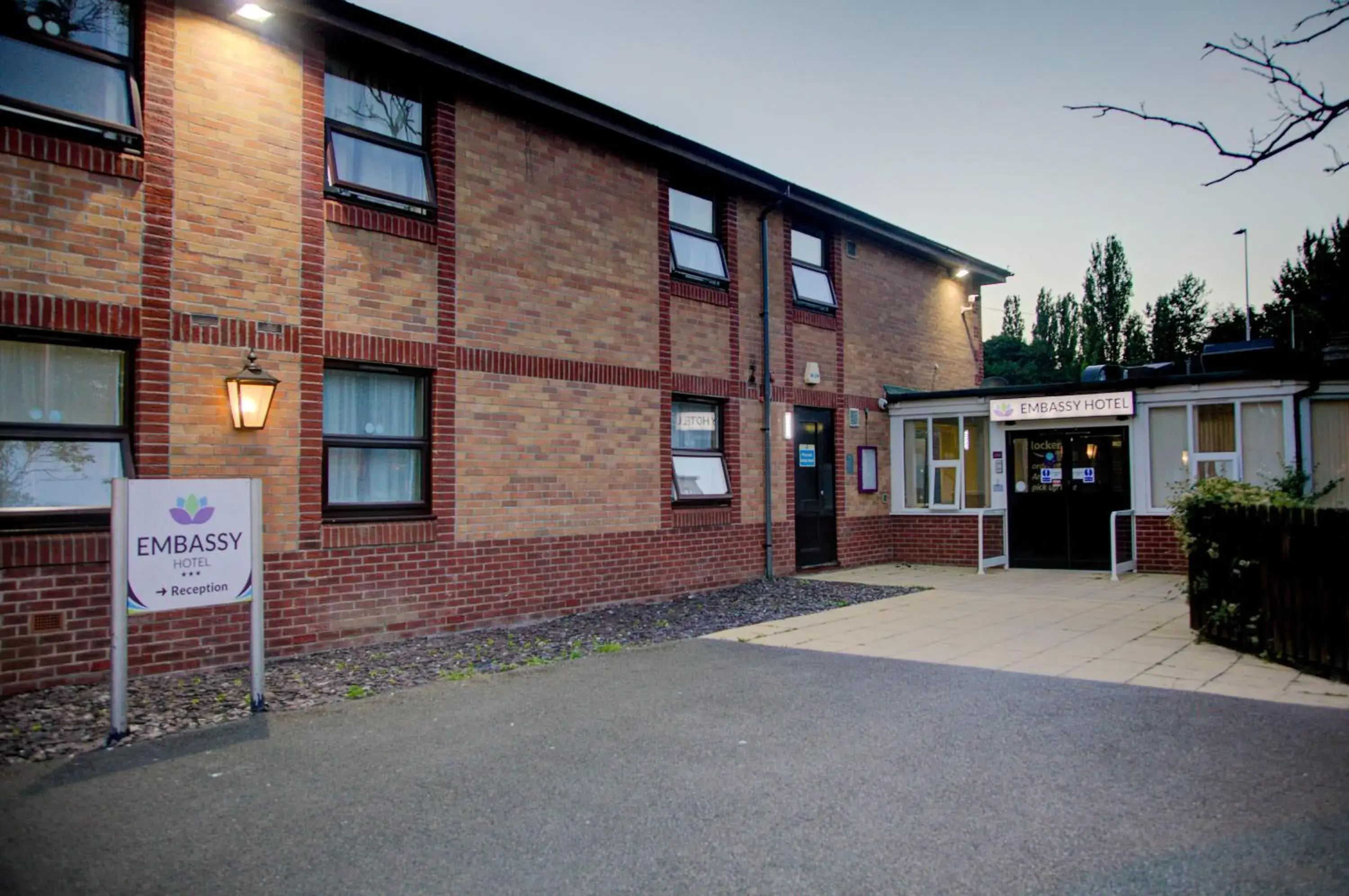 Property building in Embassy Hotel, Gateshead Newcastle, Sure Hotel Collection by Best Western Property building in Embassy Hotel, Gateshead Newcastle, Sure Hotel Collection by Best Western