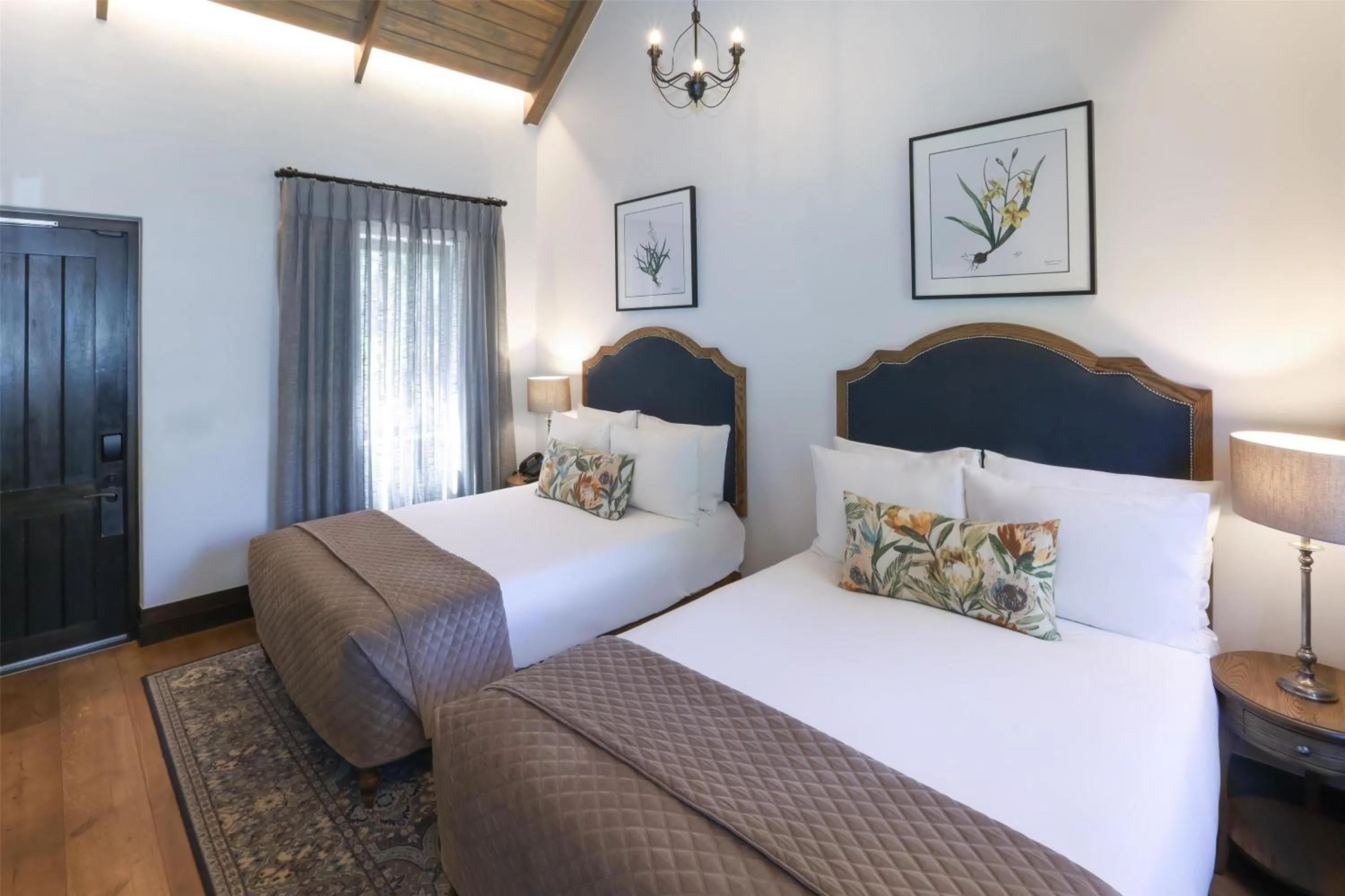 Bed in Southern Sun de Wagen