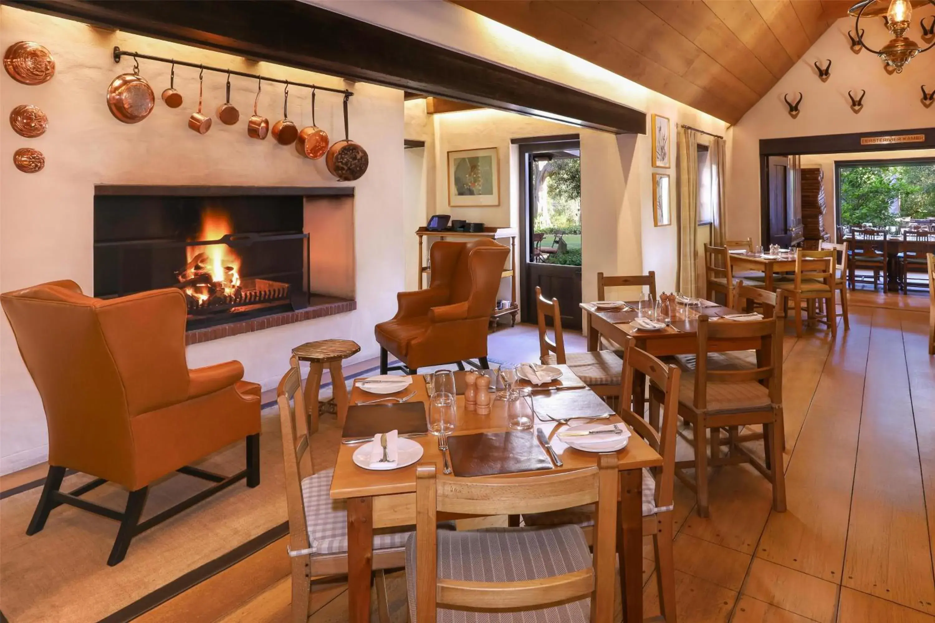 Restaurant/places to eat in Southern Sun de Wagen Restaurant/places to eat in Southern Sun de Wagen