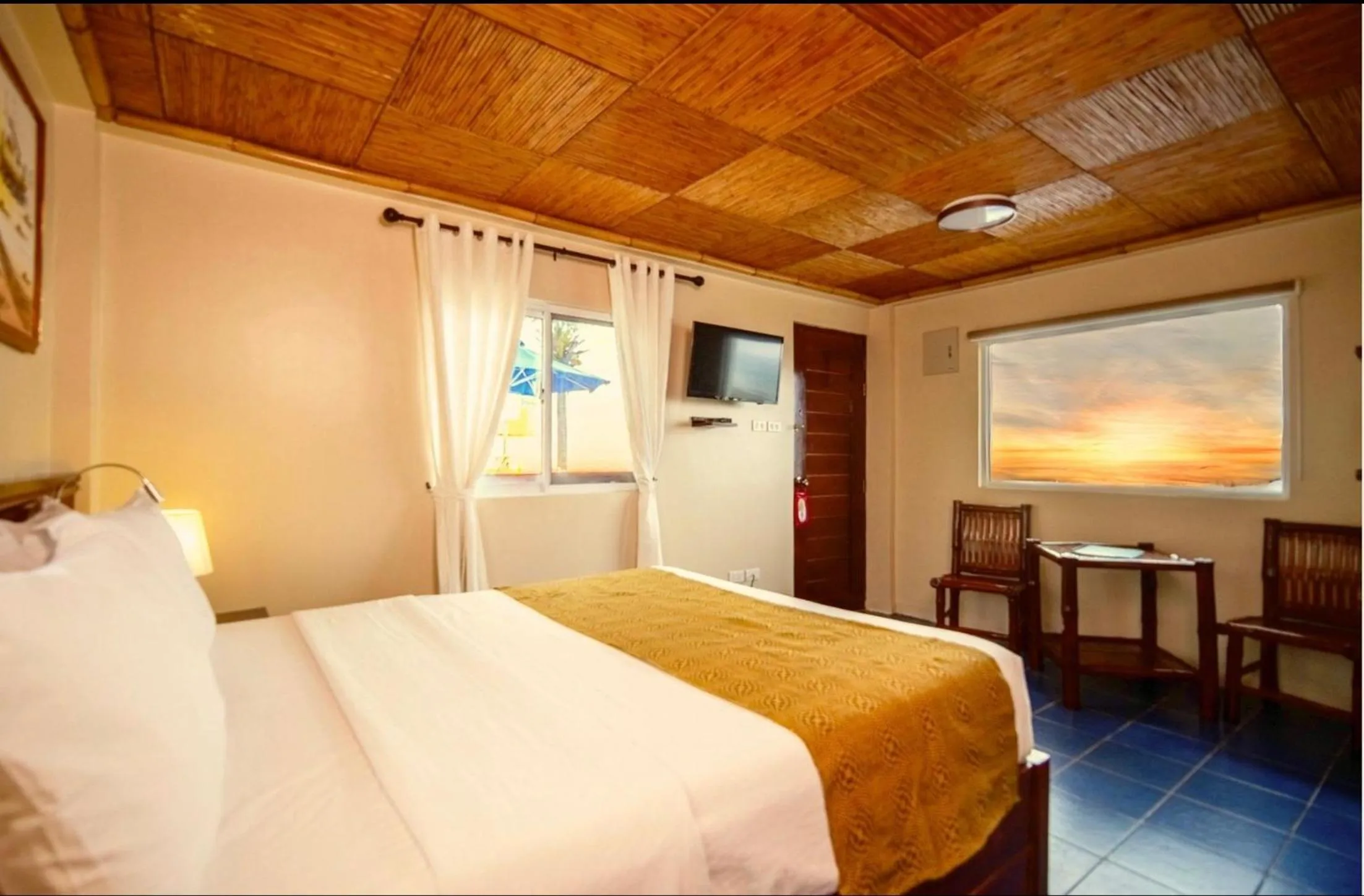 Bed in P&M Final Option Beach Resort