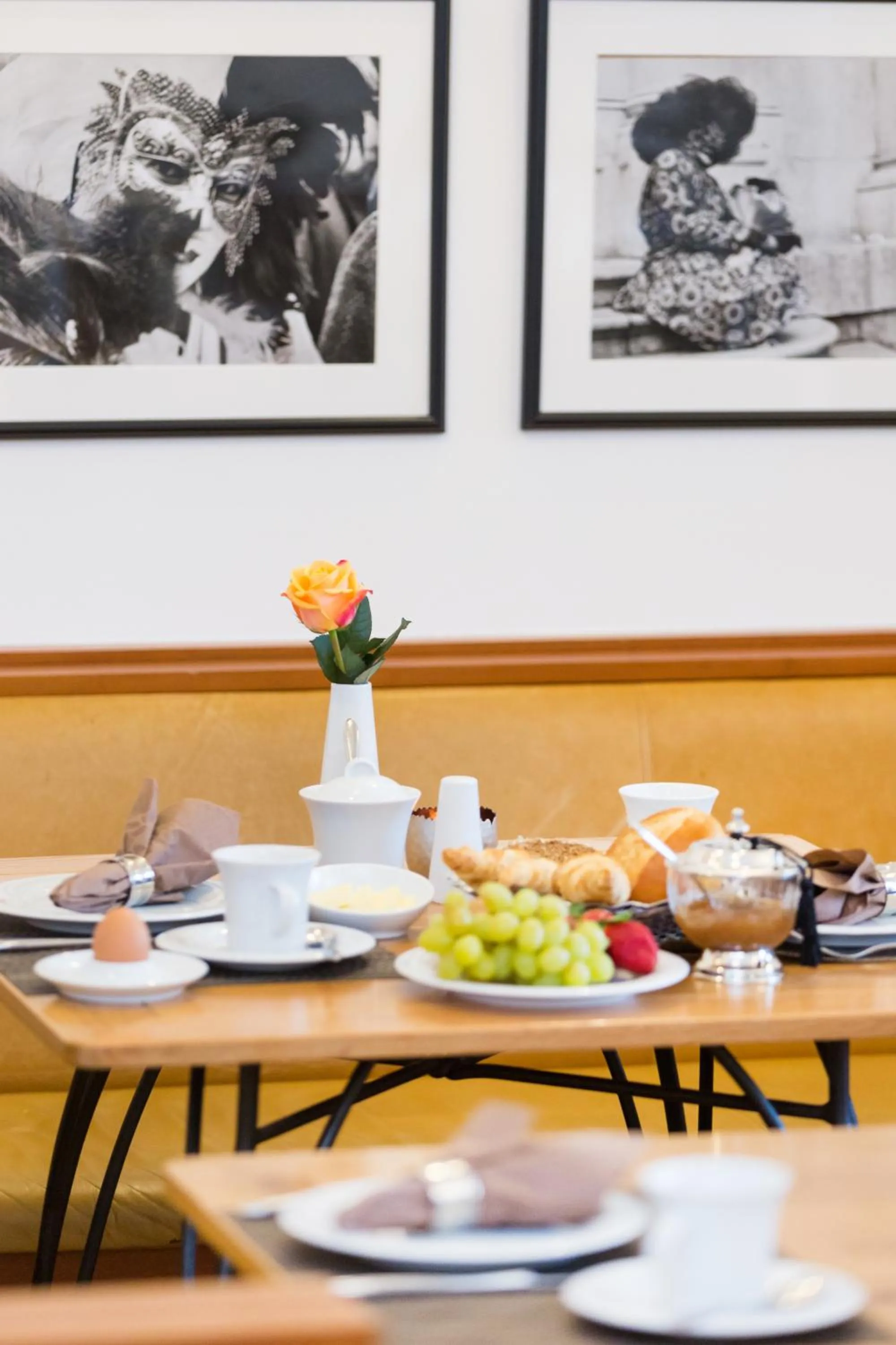 Buffet breakfast in Hotel Am Helmwartsturm