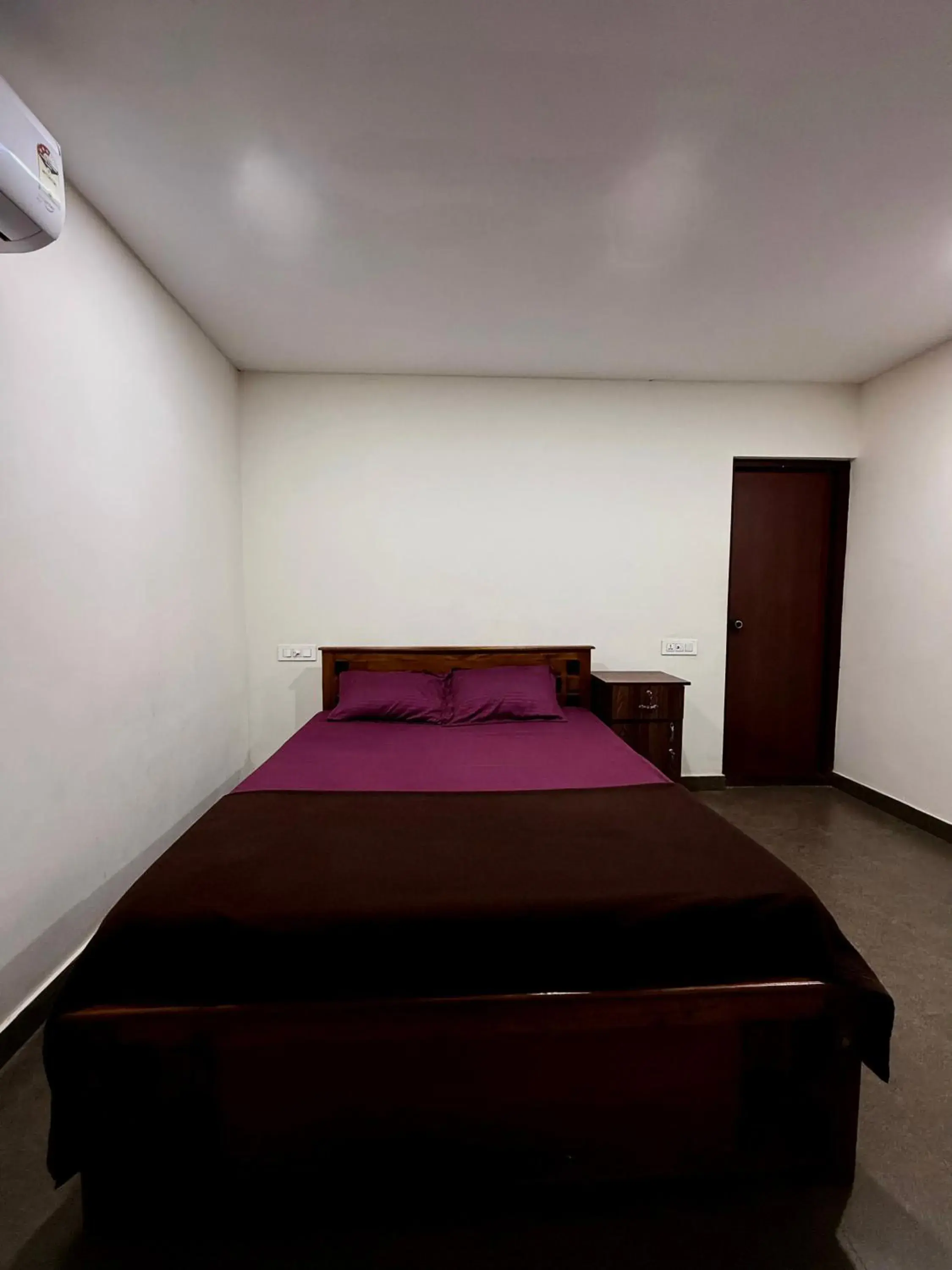 Bed in Wayanad Cocos Villa Bed in Wayanad Cocos Villa