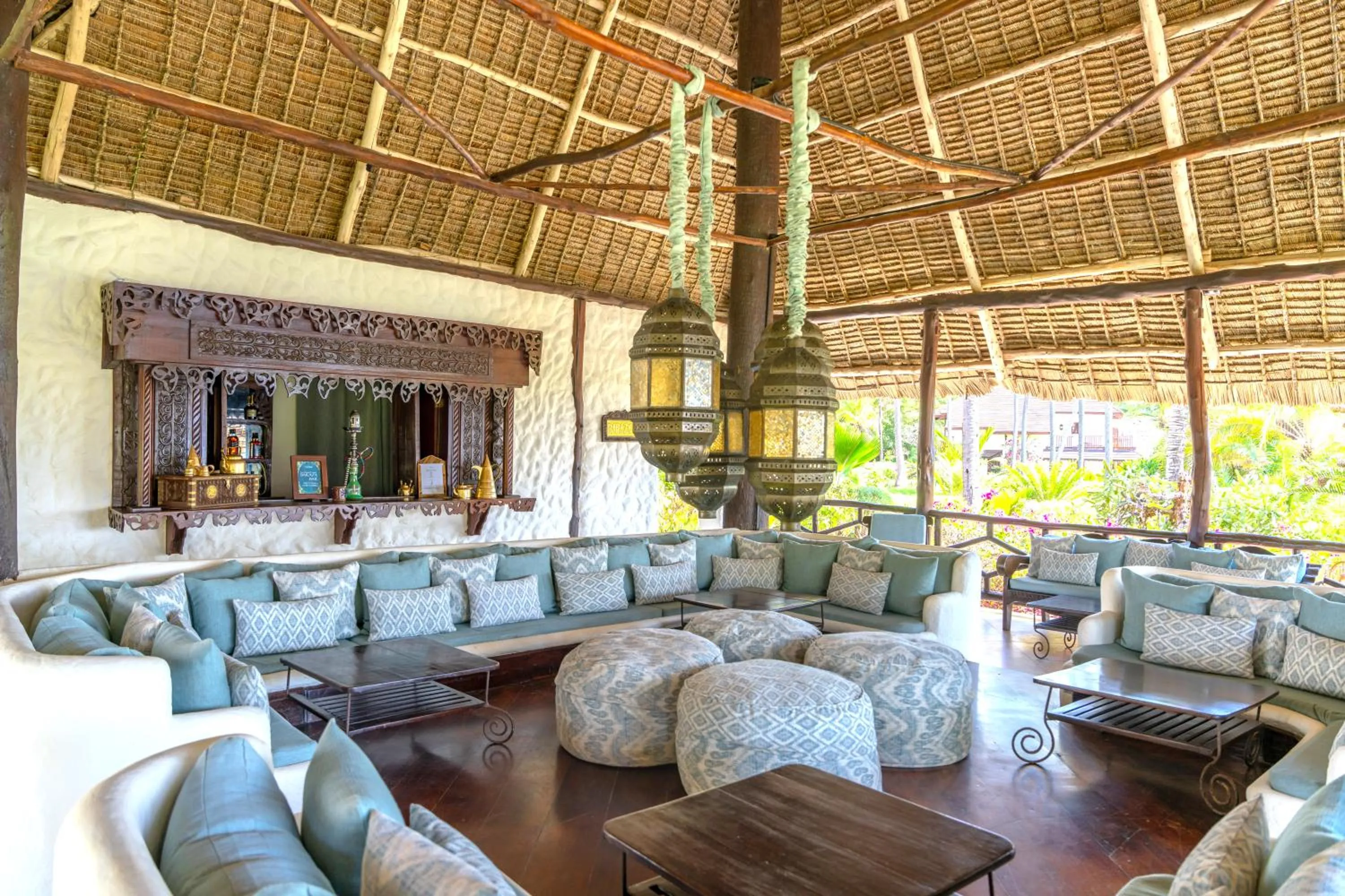 Lounge or bar in Breezes Beach Club and Spa