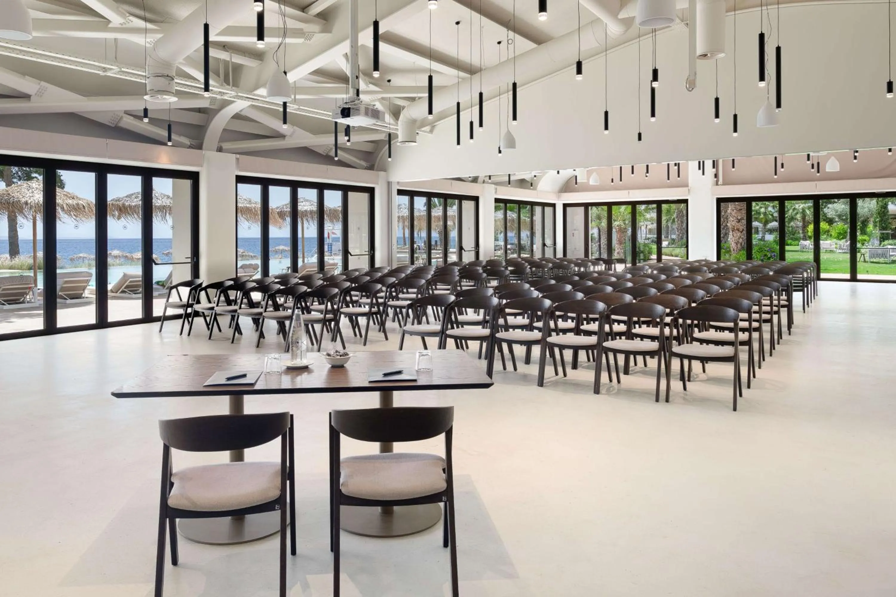 Meeting/conference room in Isla Brown Corinthia Resort & Spa, a member of Brown Hotels