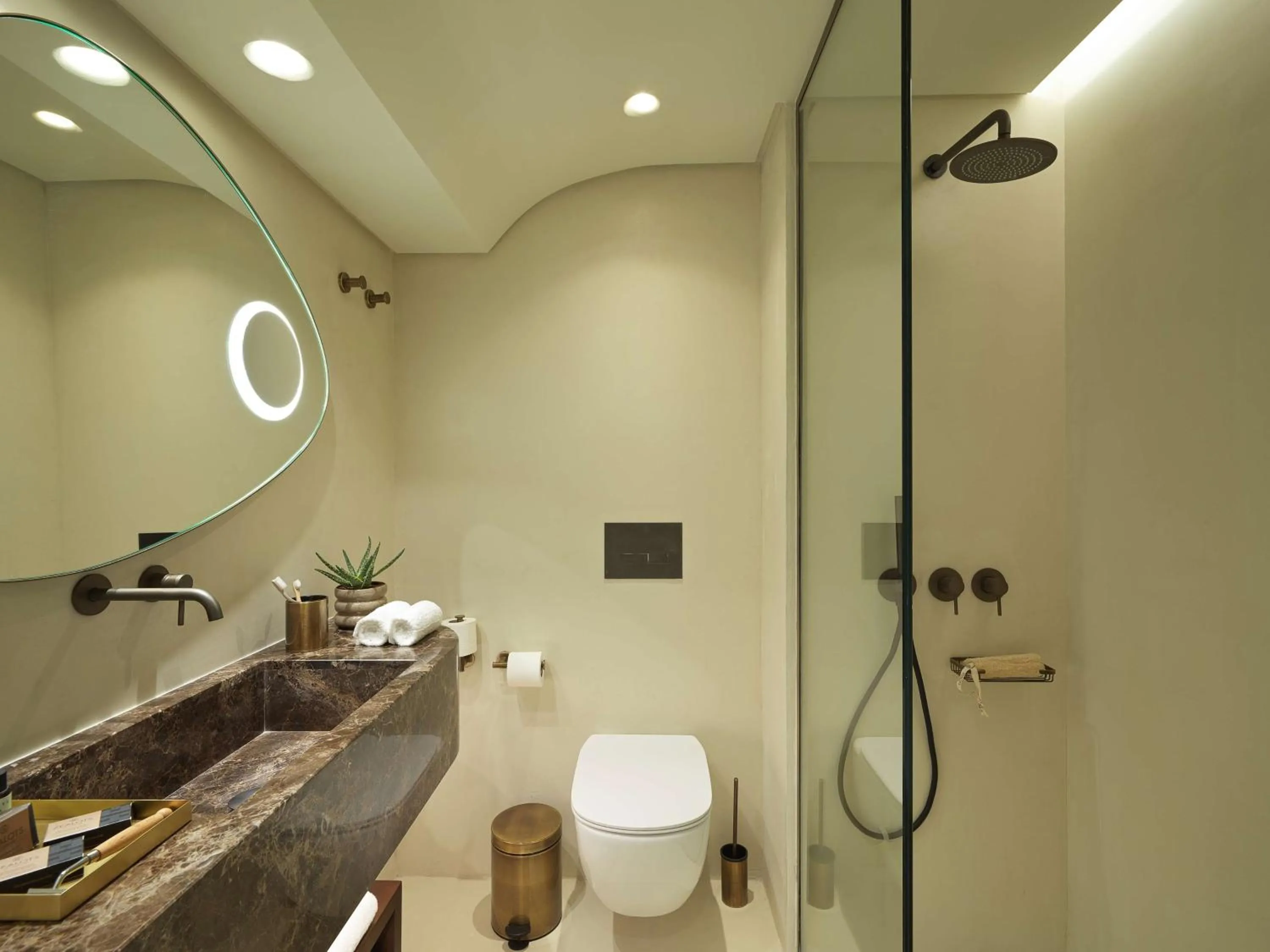 Bathroom in Isla Brown Corinthia Resort & Spa, a member of Brown Hotels
