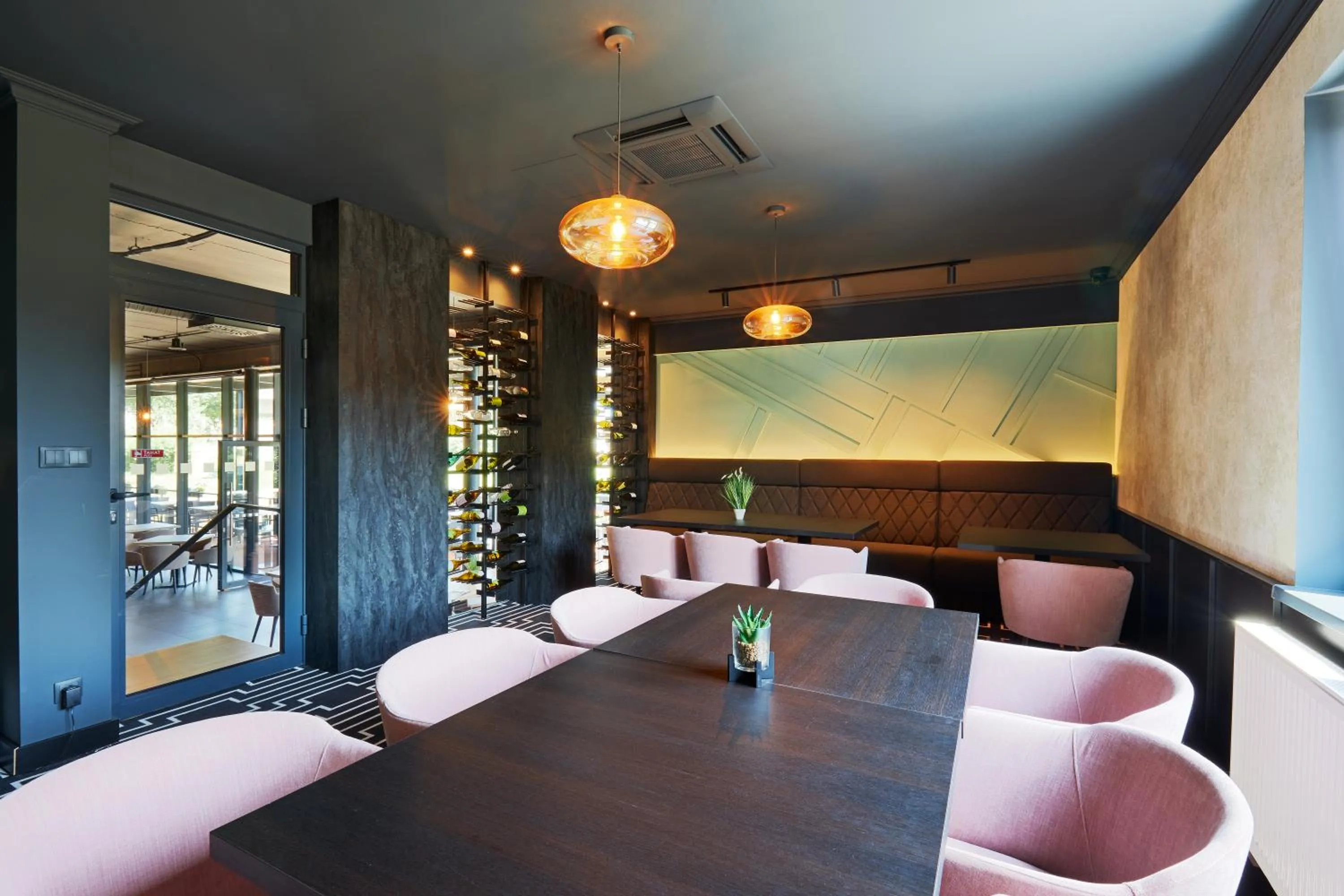 Lounge or bar in Hotel & Restaurant Barca