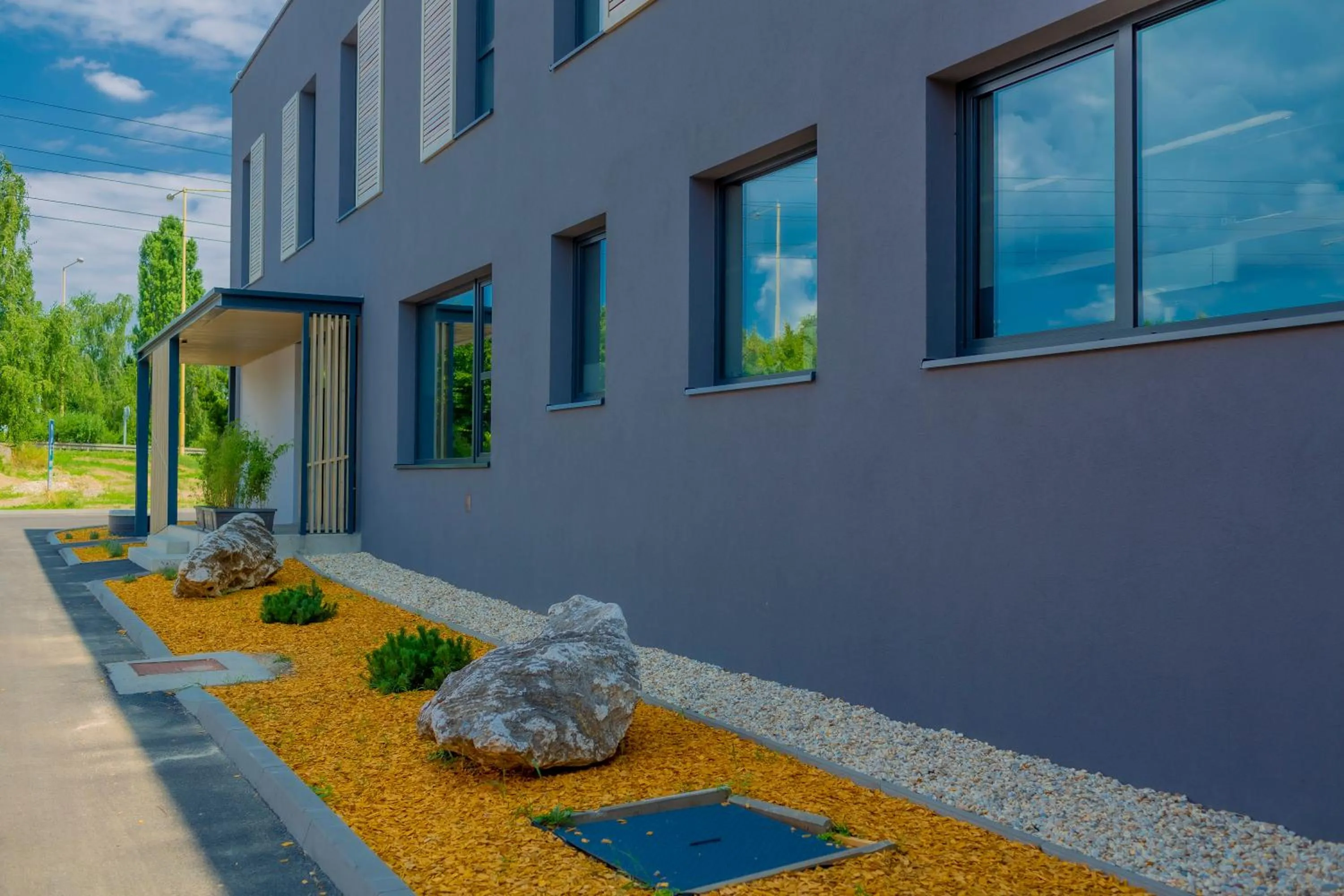 Property building in Hotel & Restaurant Barca