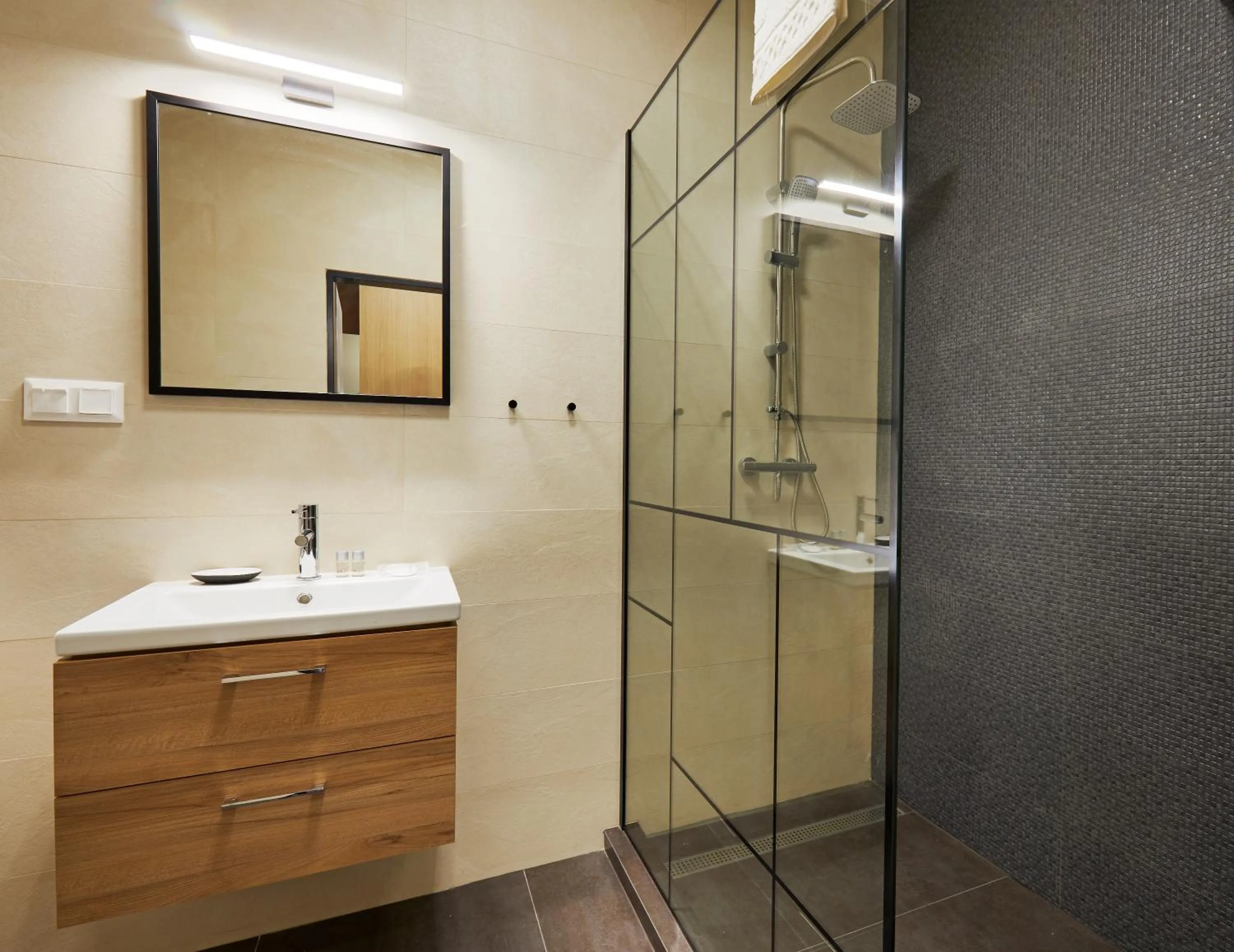 Bathroom in Hotel & Restaurant Barca