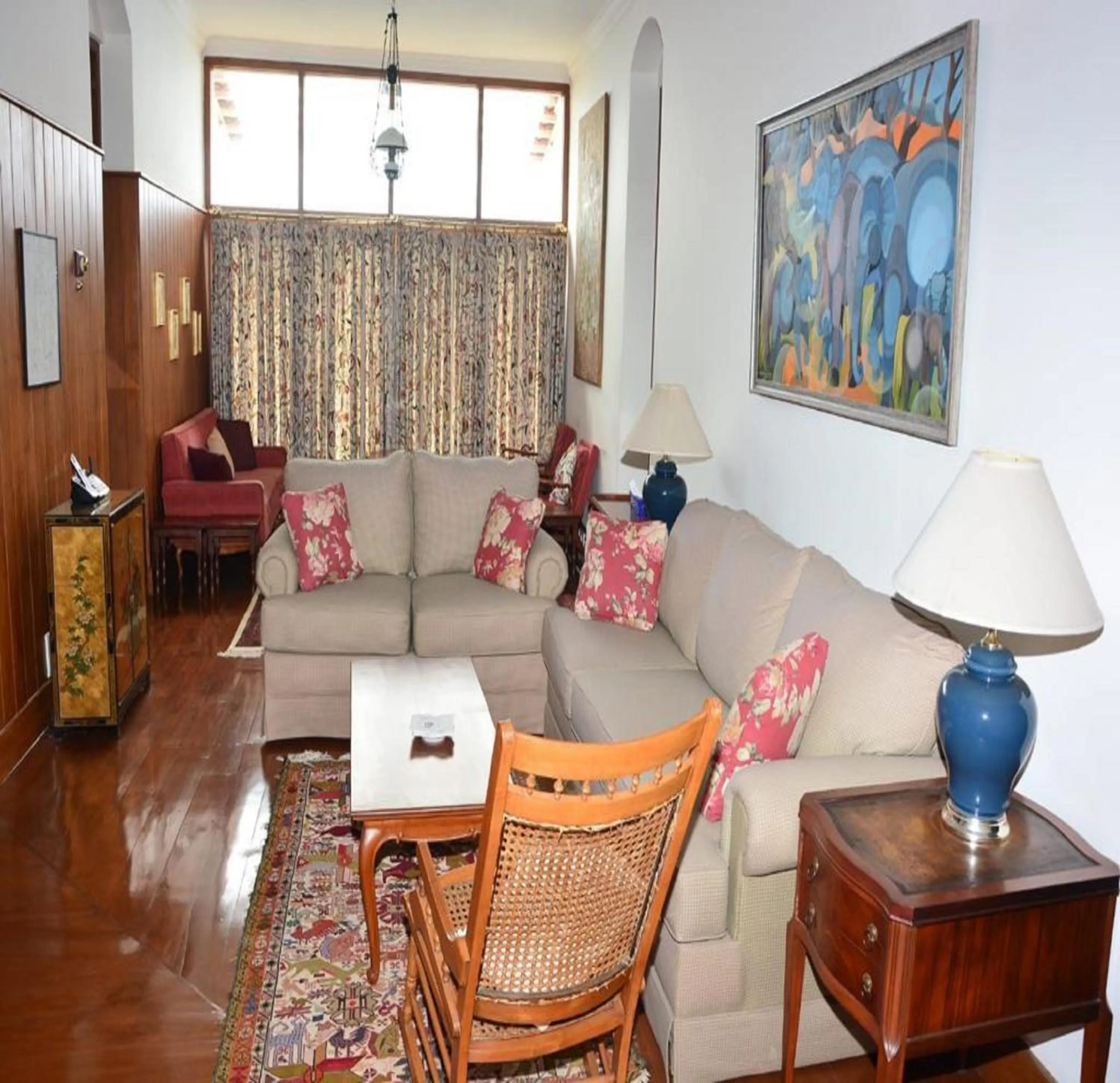 Living room in Onondaga Kodaikanal