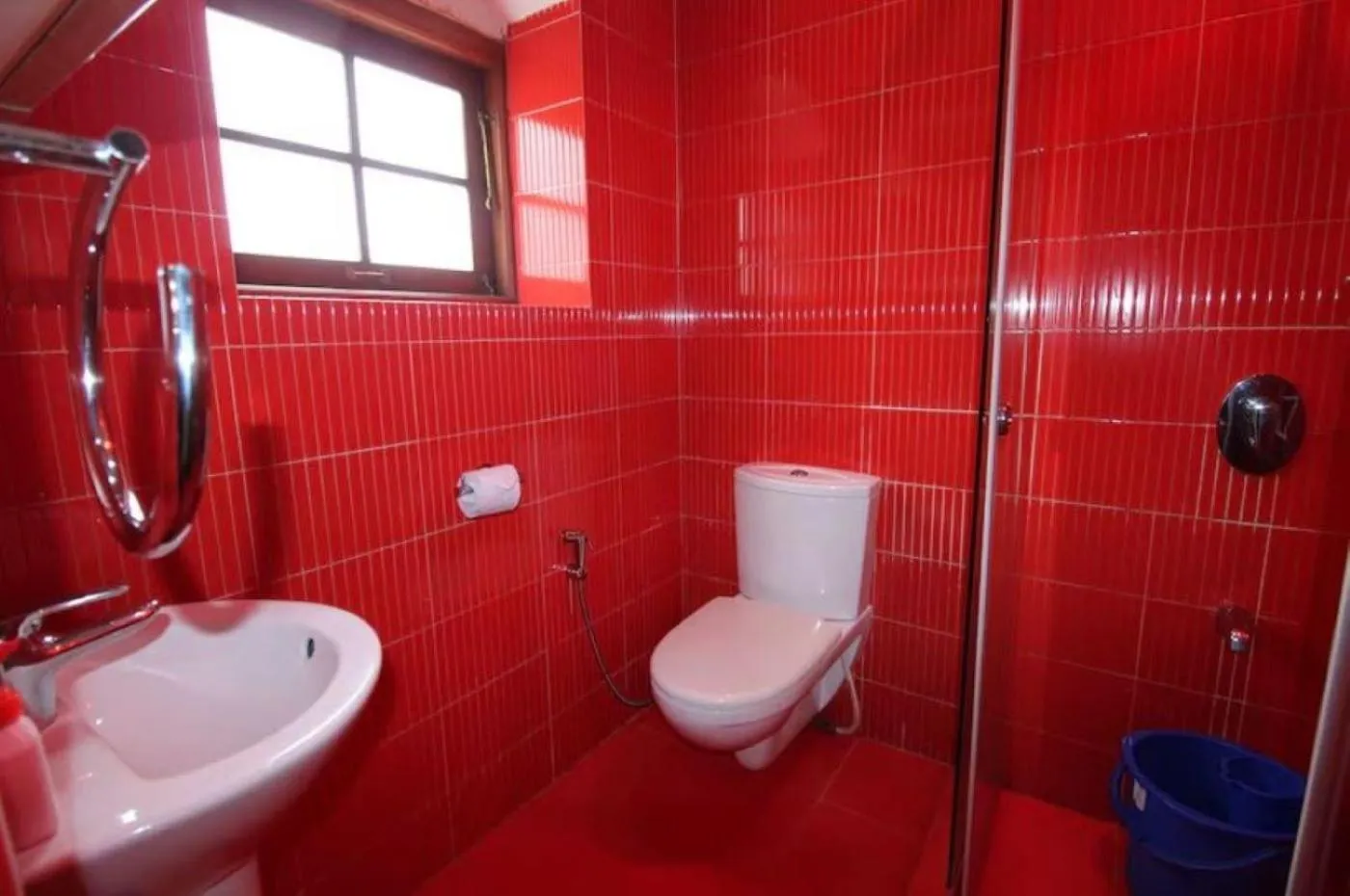 Toilet in Onondaga Kodaikanal