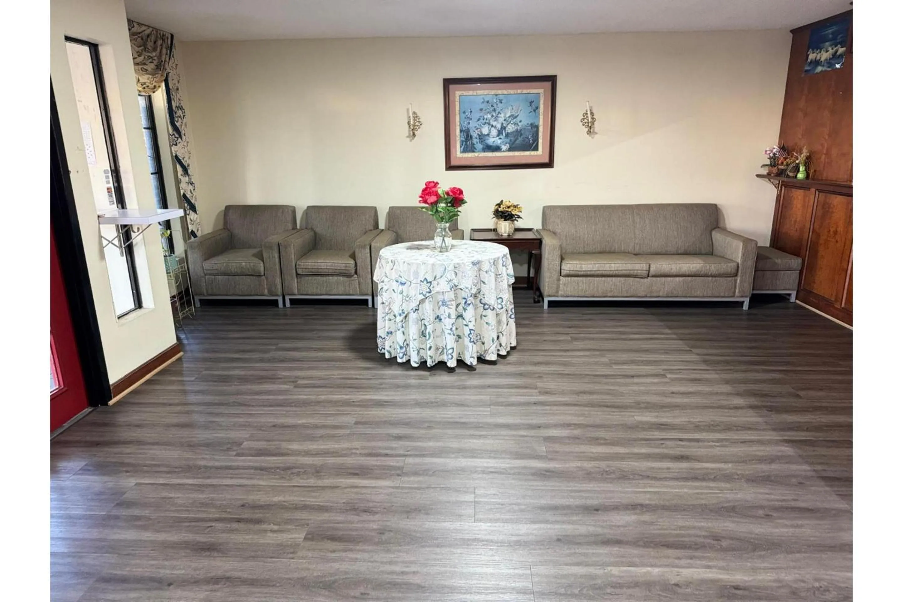 Lobby or reception in Budget Inn By Belvilla St George I-95