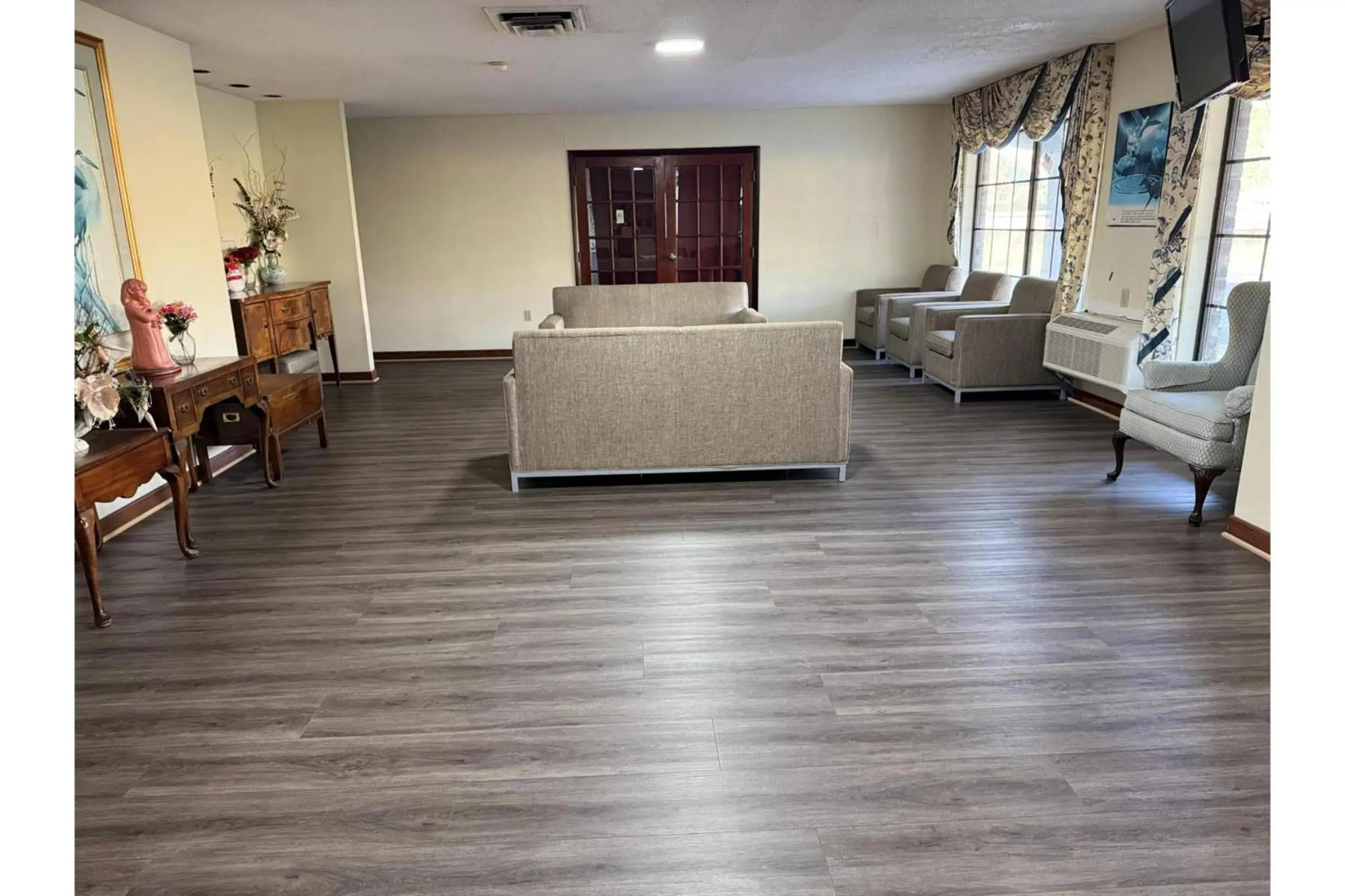 Lobby or reception in Budget Inn By Belvilla St George I-95 Lobby or reception in Budget Inn By Belvilla St George I-95