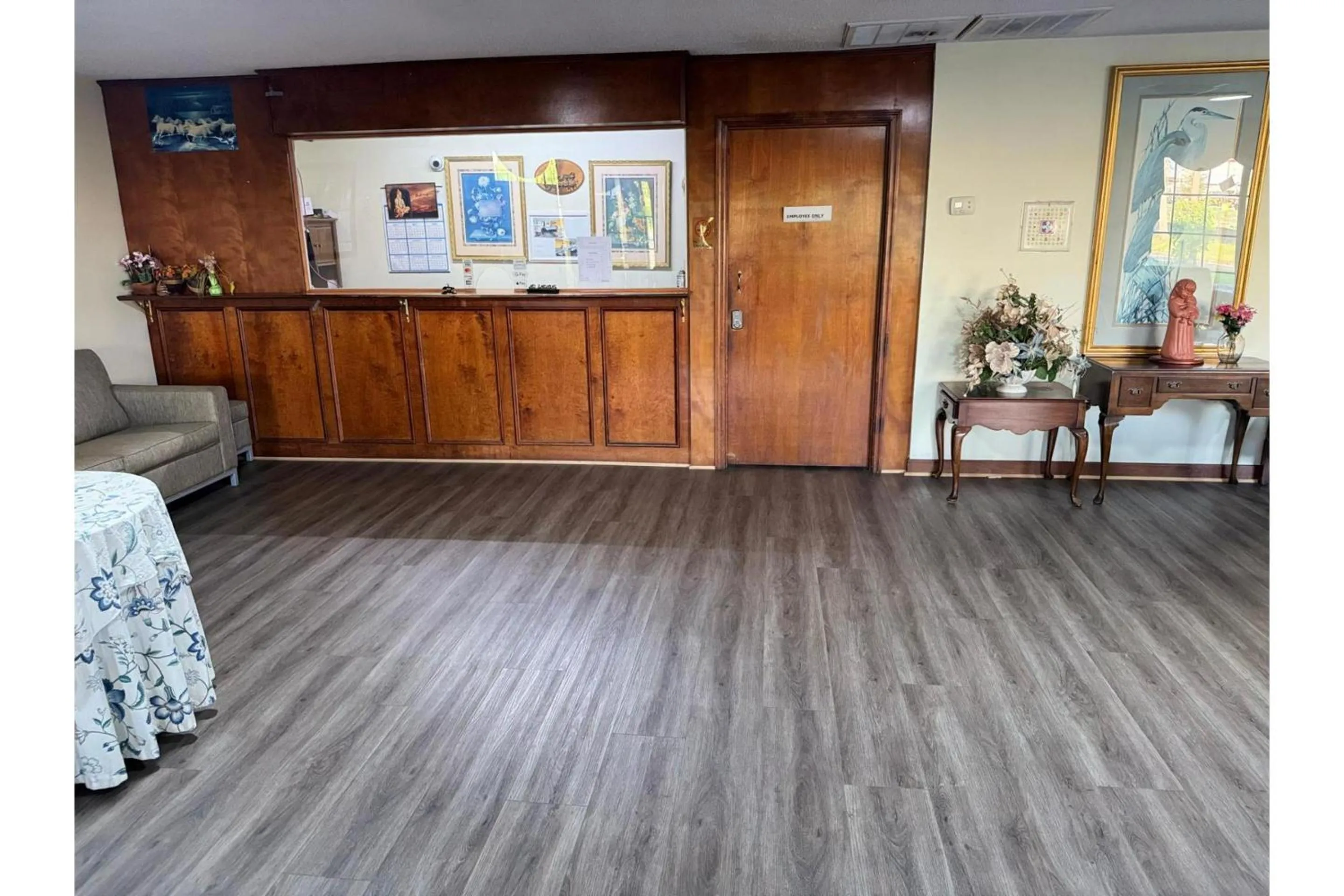 Lobby or reception in Budget Inn By Belvilla St George I-95